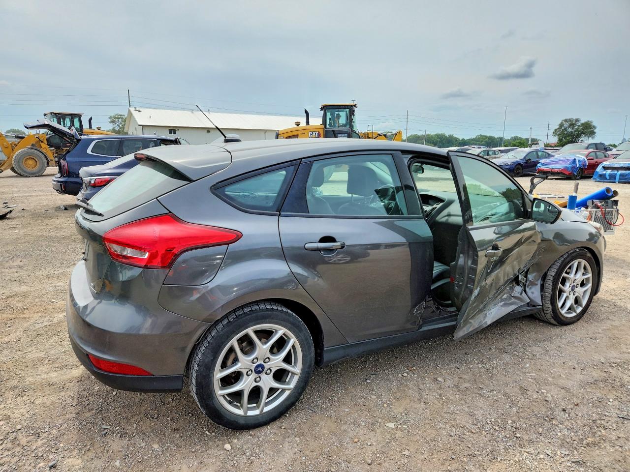2015 Ford Focus Se Gray vin: 1FADP3K26FL386885