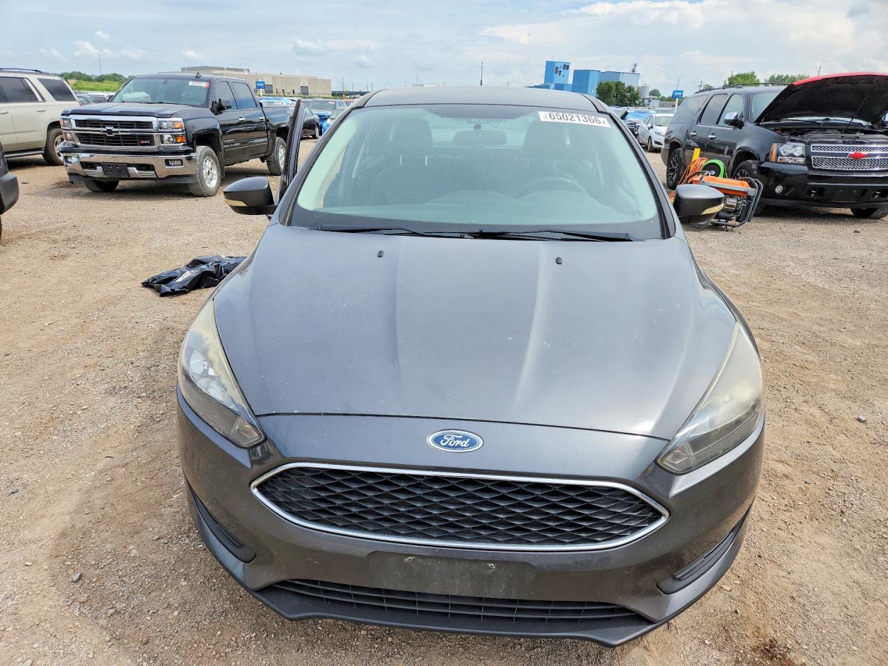 2015 Ford Focus Se Gray vin: 1FADP3K26FL386885