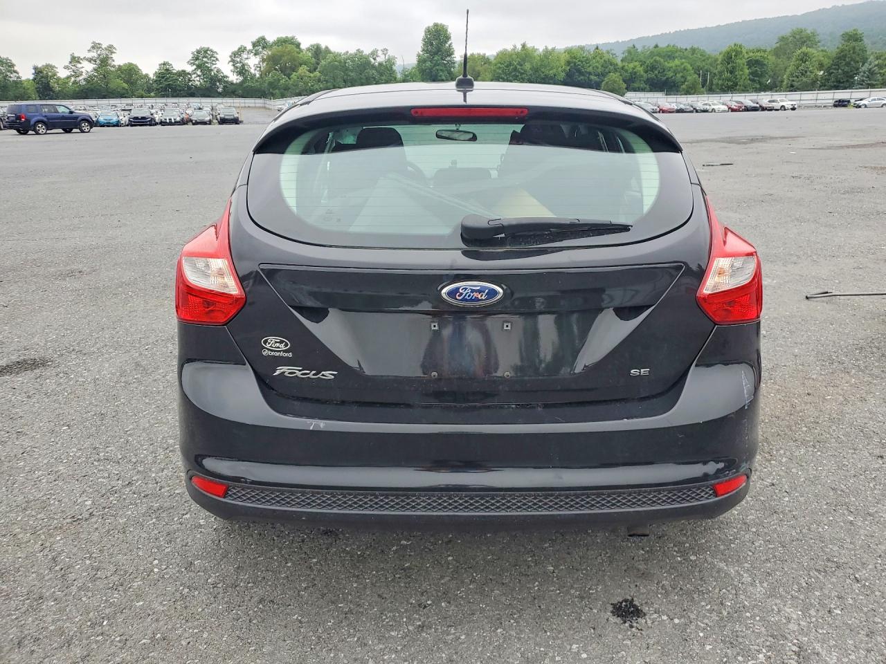2013 Ford Focus Se Black vin: 1FADP3K27DL135449