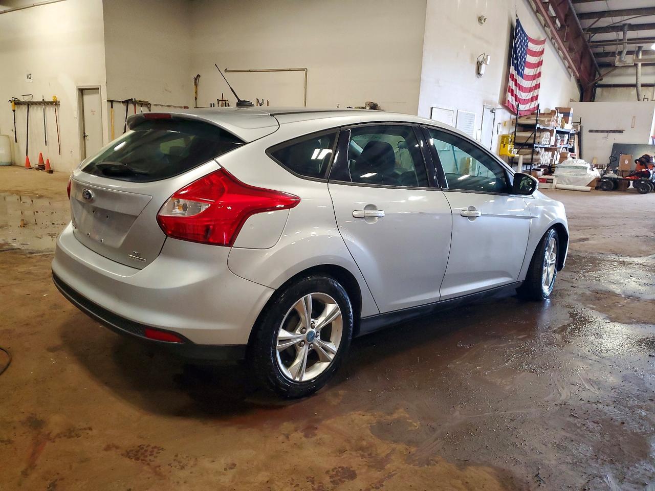 2013 Ford Focus Se Gray vin: 1FADP3K27DL144037