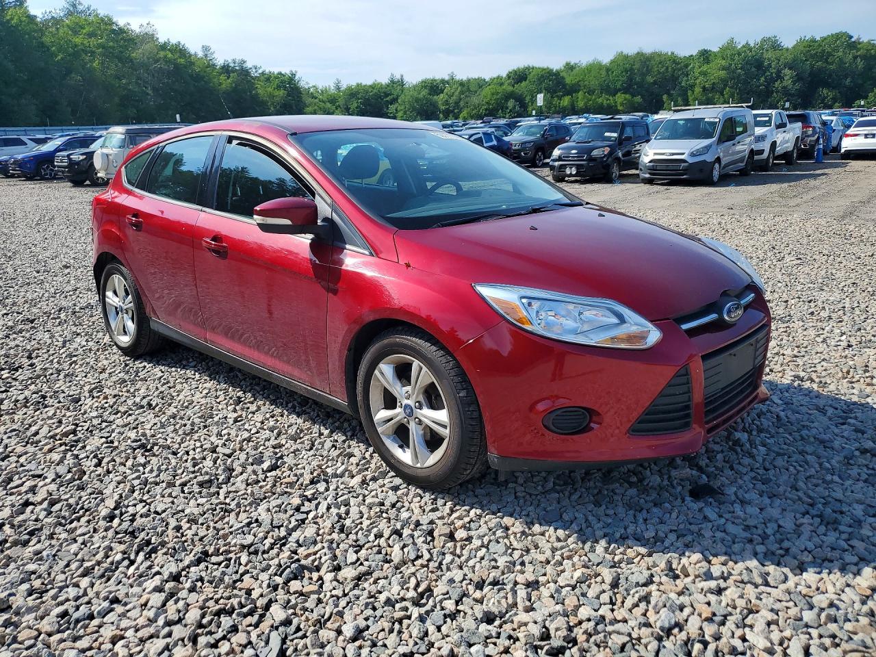 2013 Ford Focus Se Red vin: 1FADP3K27DL148590