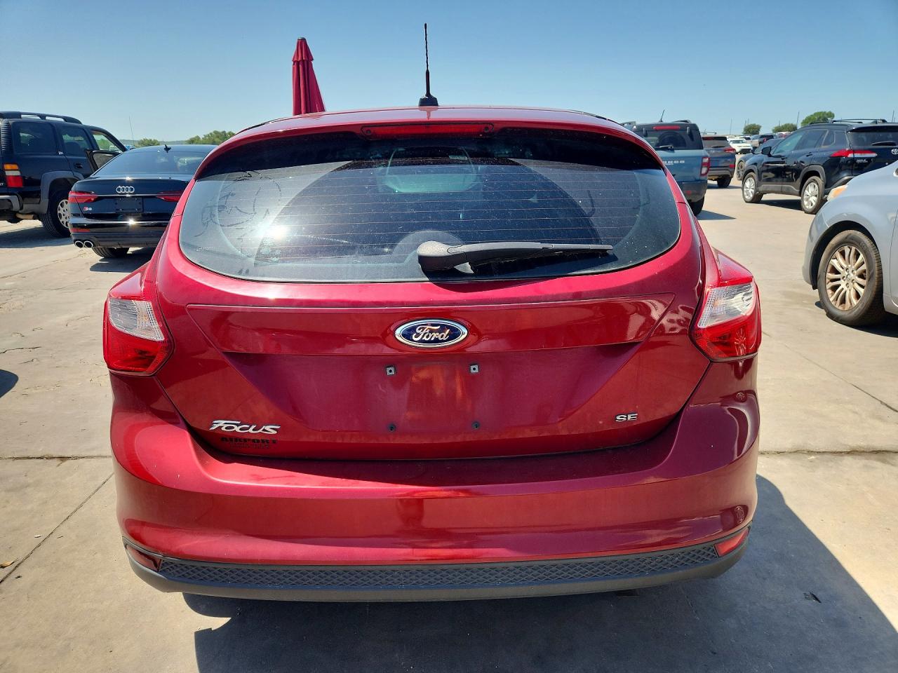 2013 Ford Focus Se Red vin: 1FADP3K27DL164627