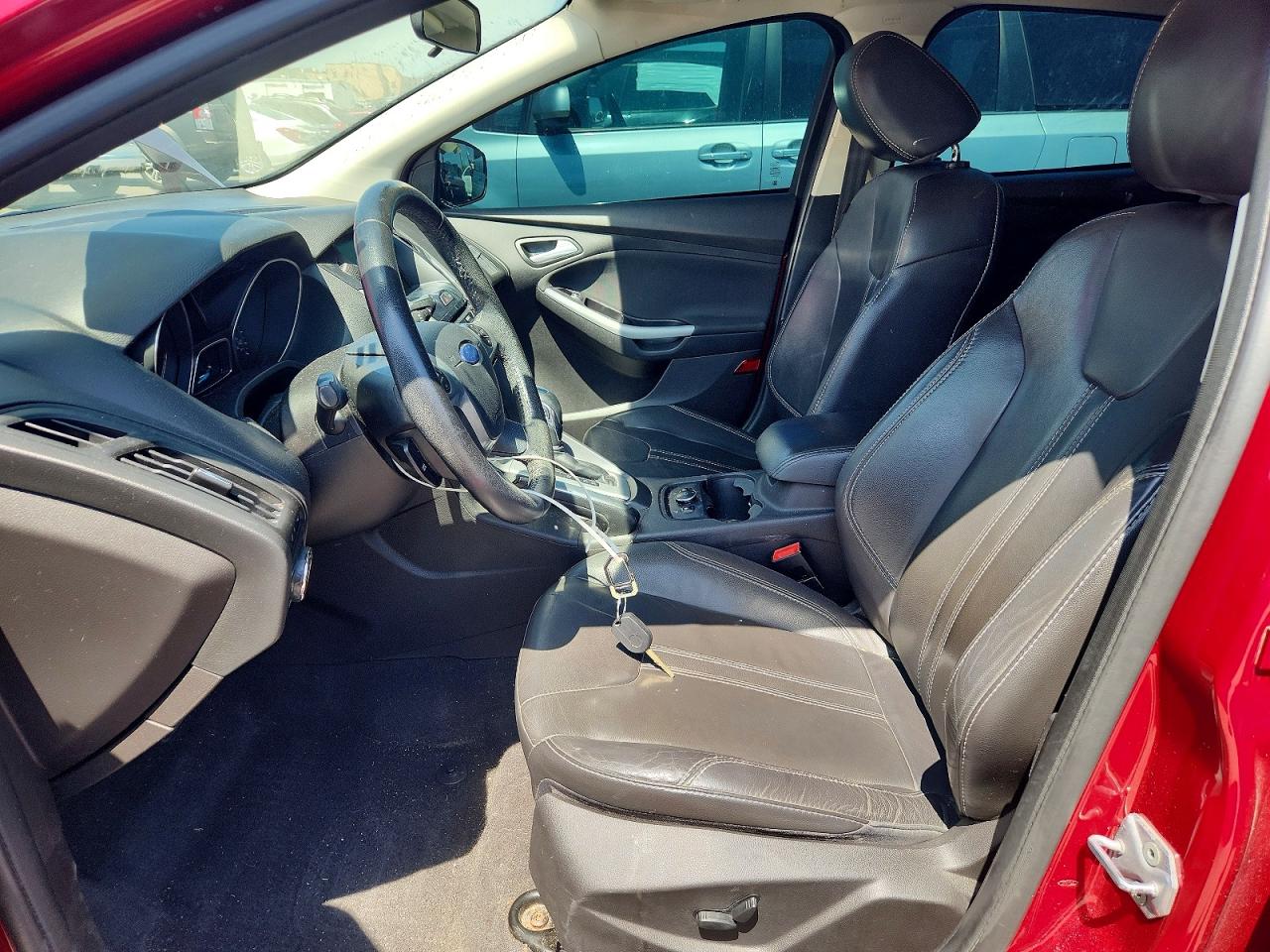 2013 Ford Focus Se Red vin: 1FADP3K27DL164627
