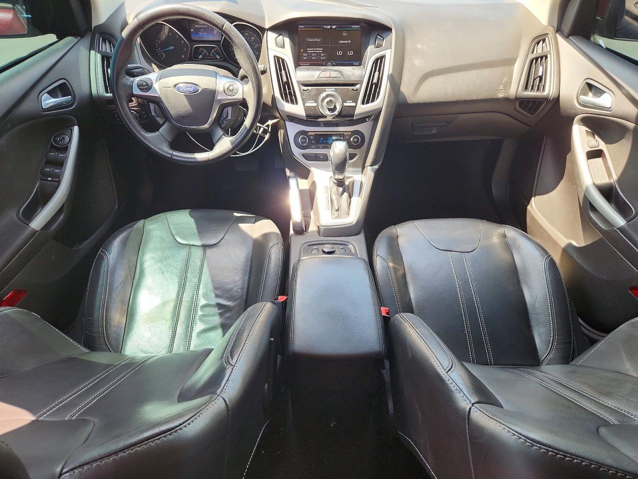 2013 Ford Focus Se Red vin: 1FADP3K27DL164627