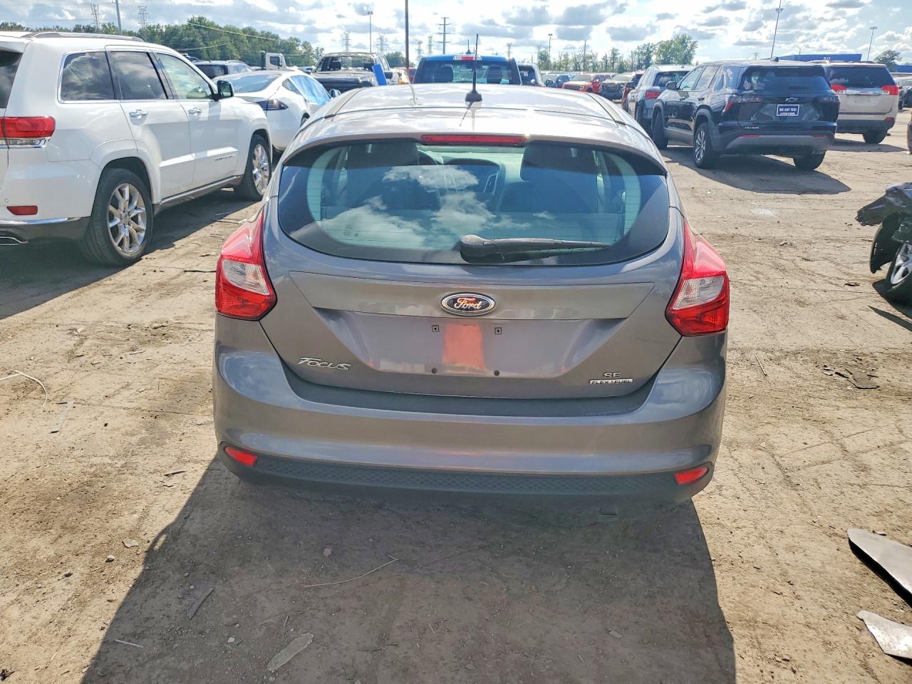 2013 Ford Focus Se Charcoal vin: 1FADP3K27DL169262