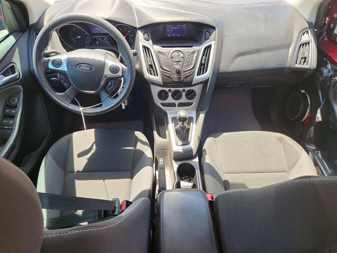 2013 Ford Focus Se Red vin: 1FADP3K27DL177930