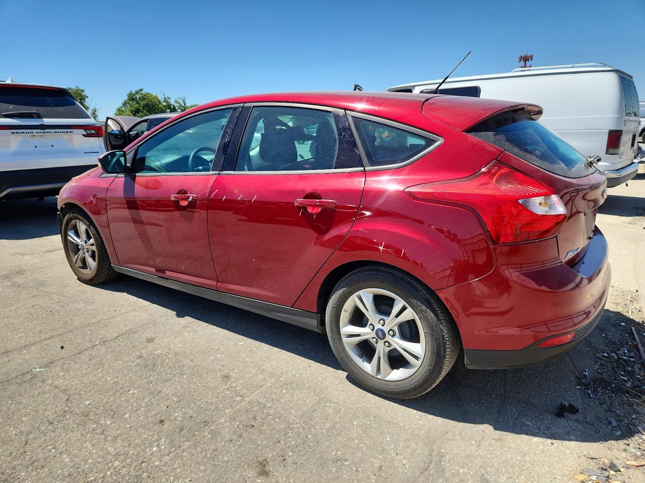 2013 Ford Focus Se Red vin: 1FADP3K27DL177930