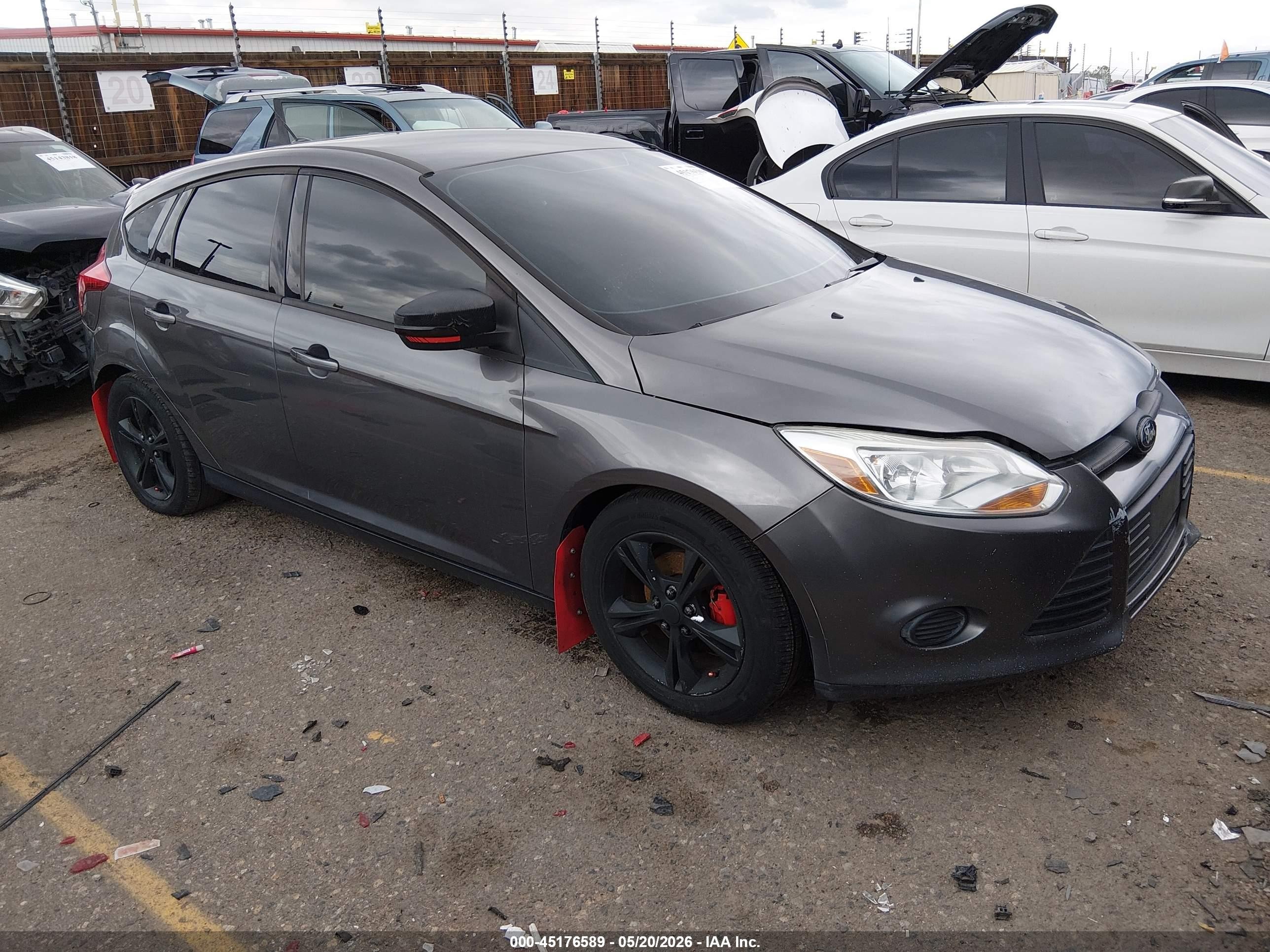 2013 Ford Focus Se Серый vin: 1FADP3K27DL189804