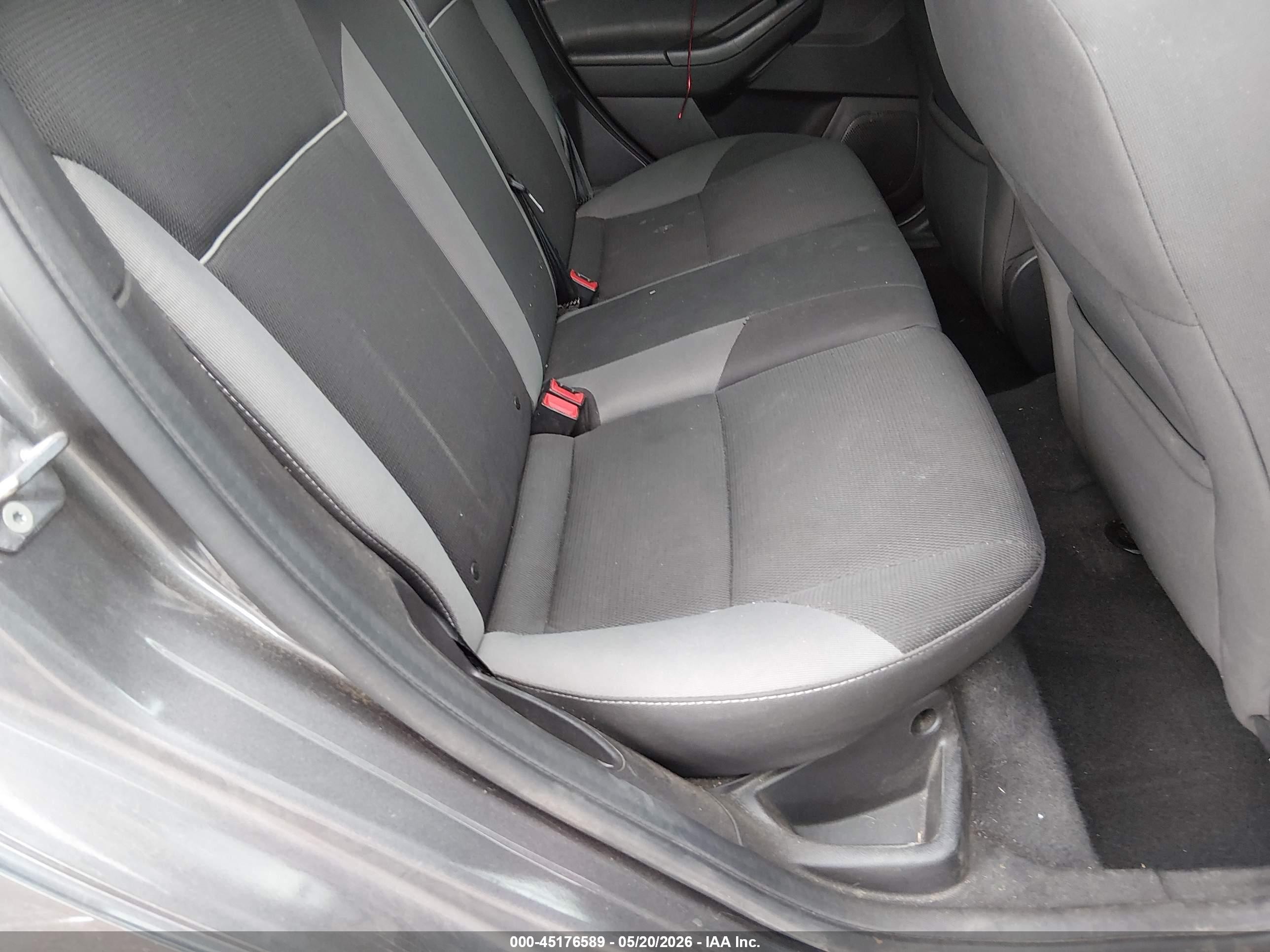 2013 Ford Focus Se Gray vin: 1FADP3K27DL189804