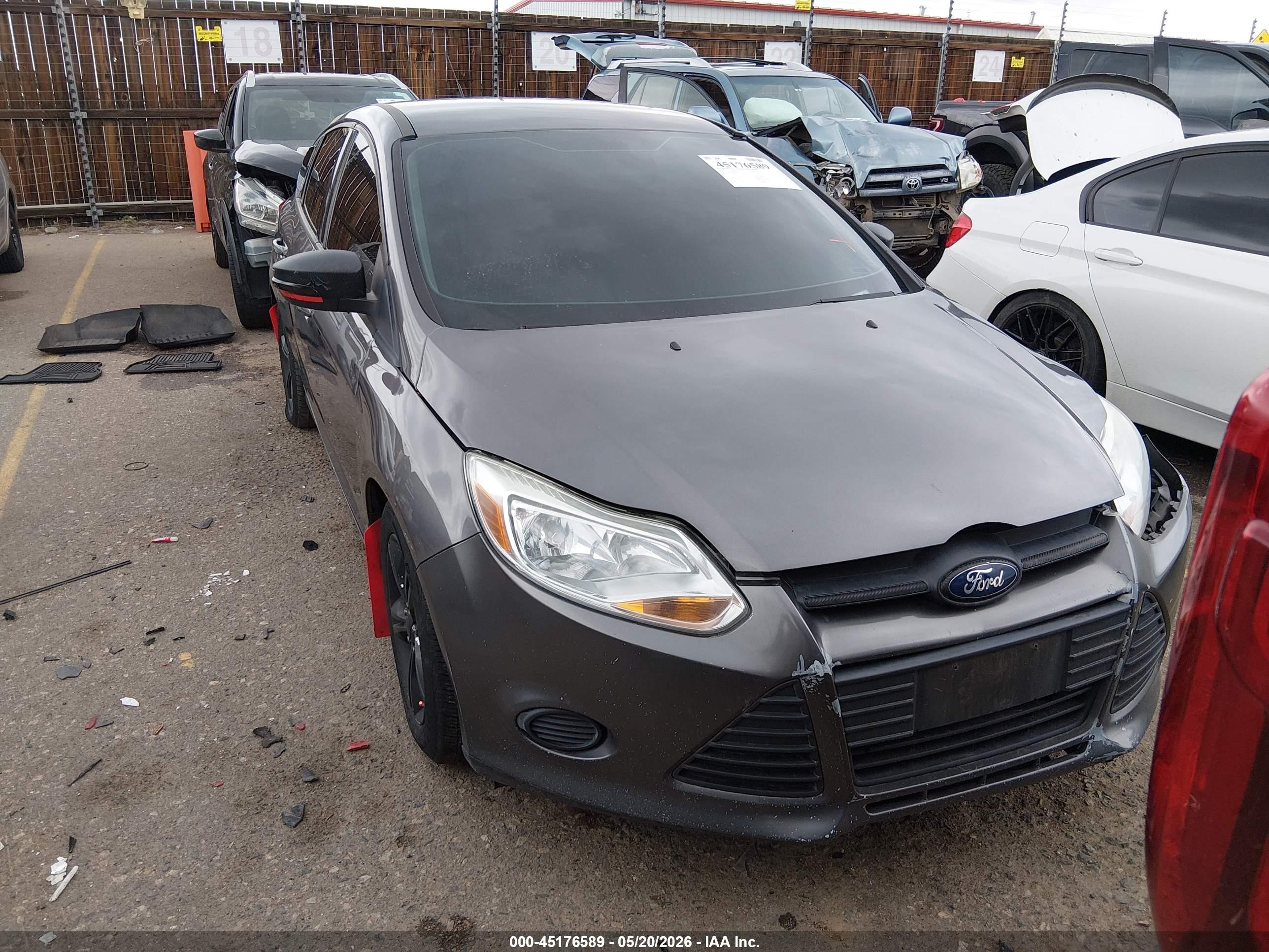 2013 Ford Focus Se Gray vin: 1FADP3K27DL189804