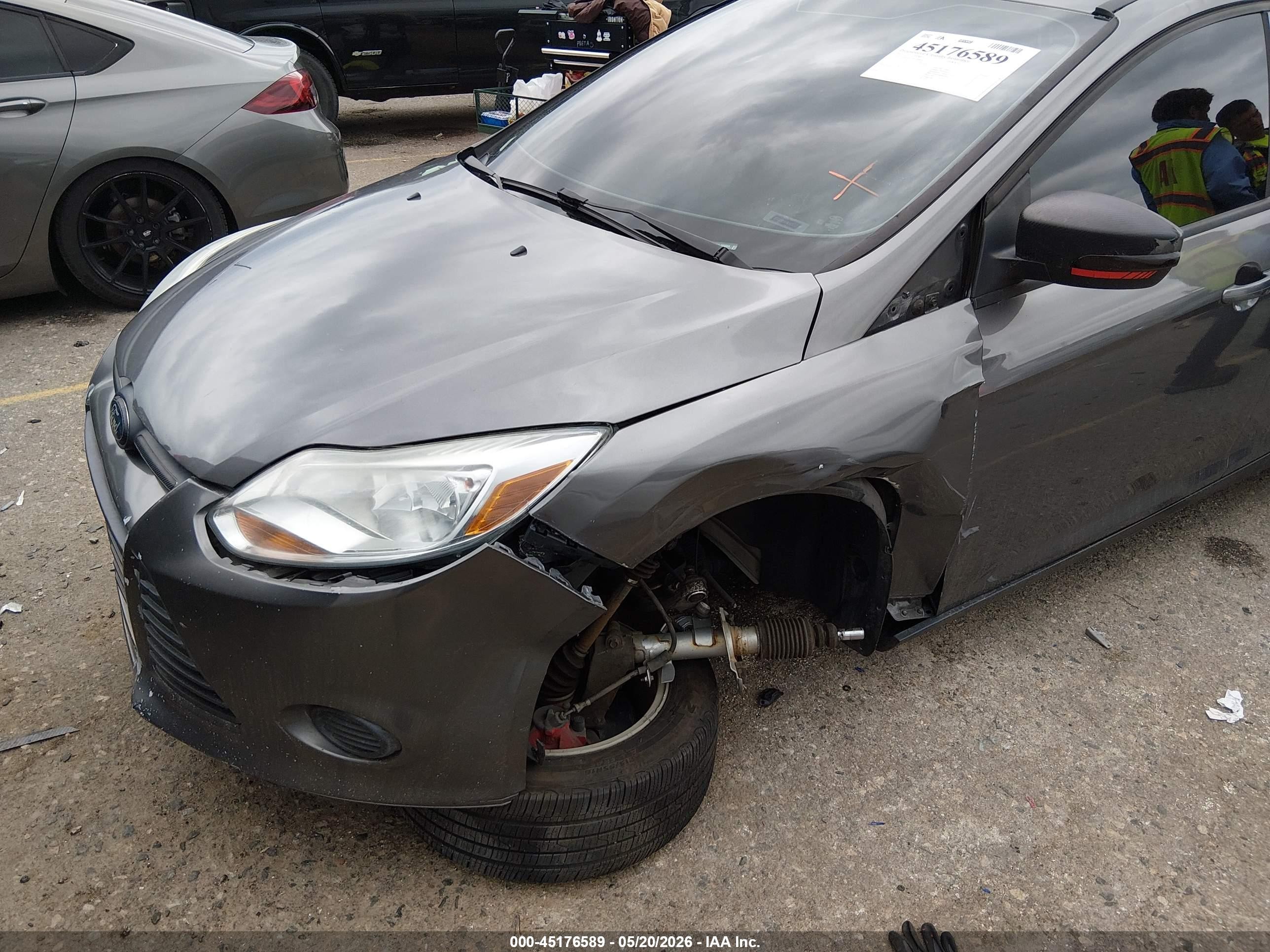 2013 Ford Focus Se Gray vin: 1FADP3K27DL189804