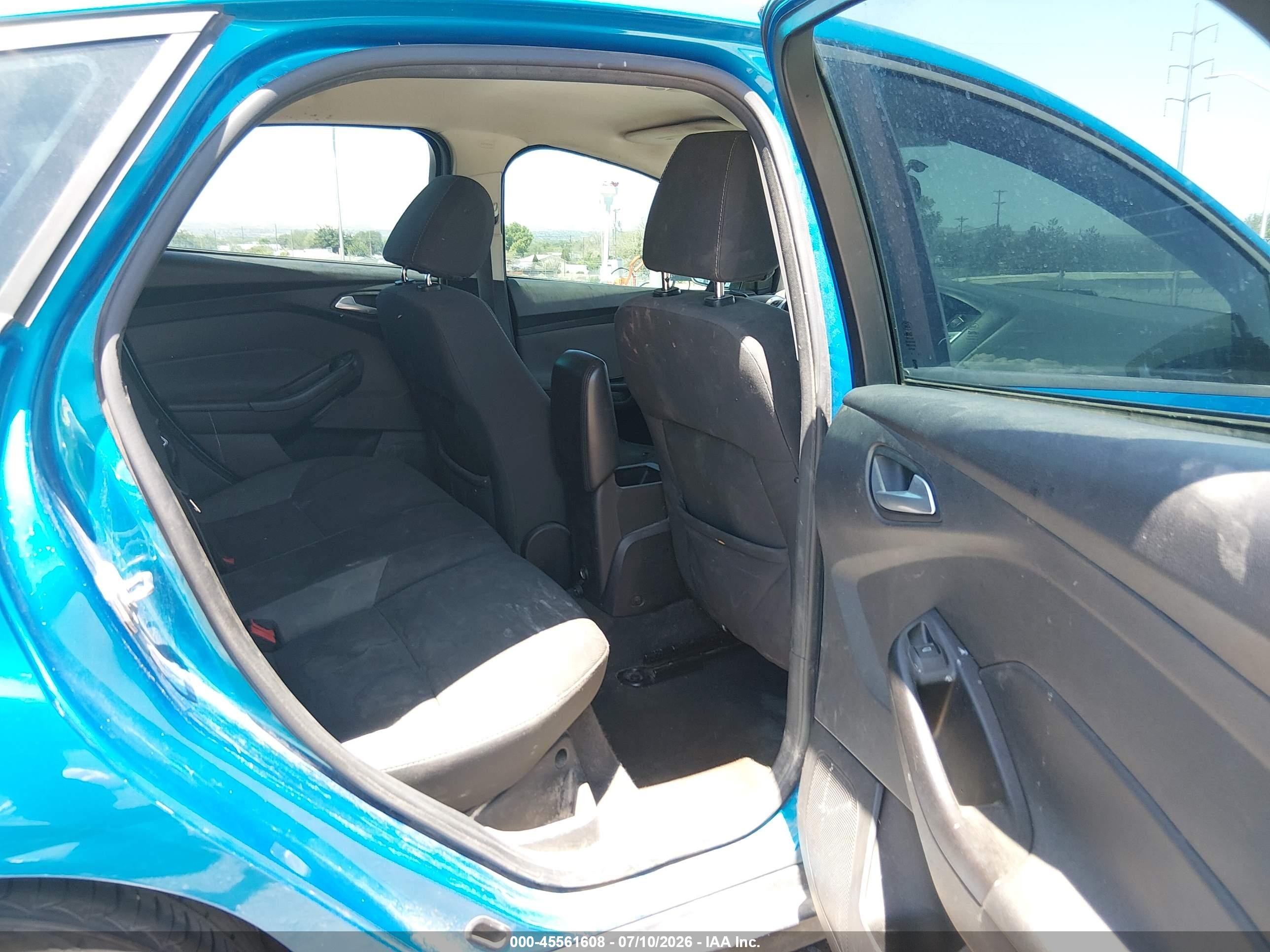 2013 Ford Focus Se Синий vin: 1FADP3K27DL210506