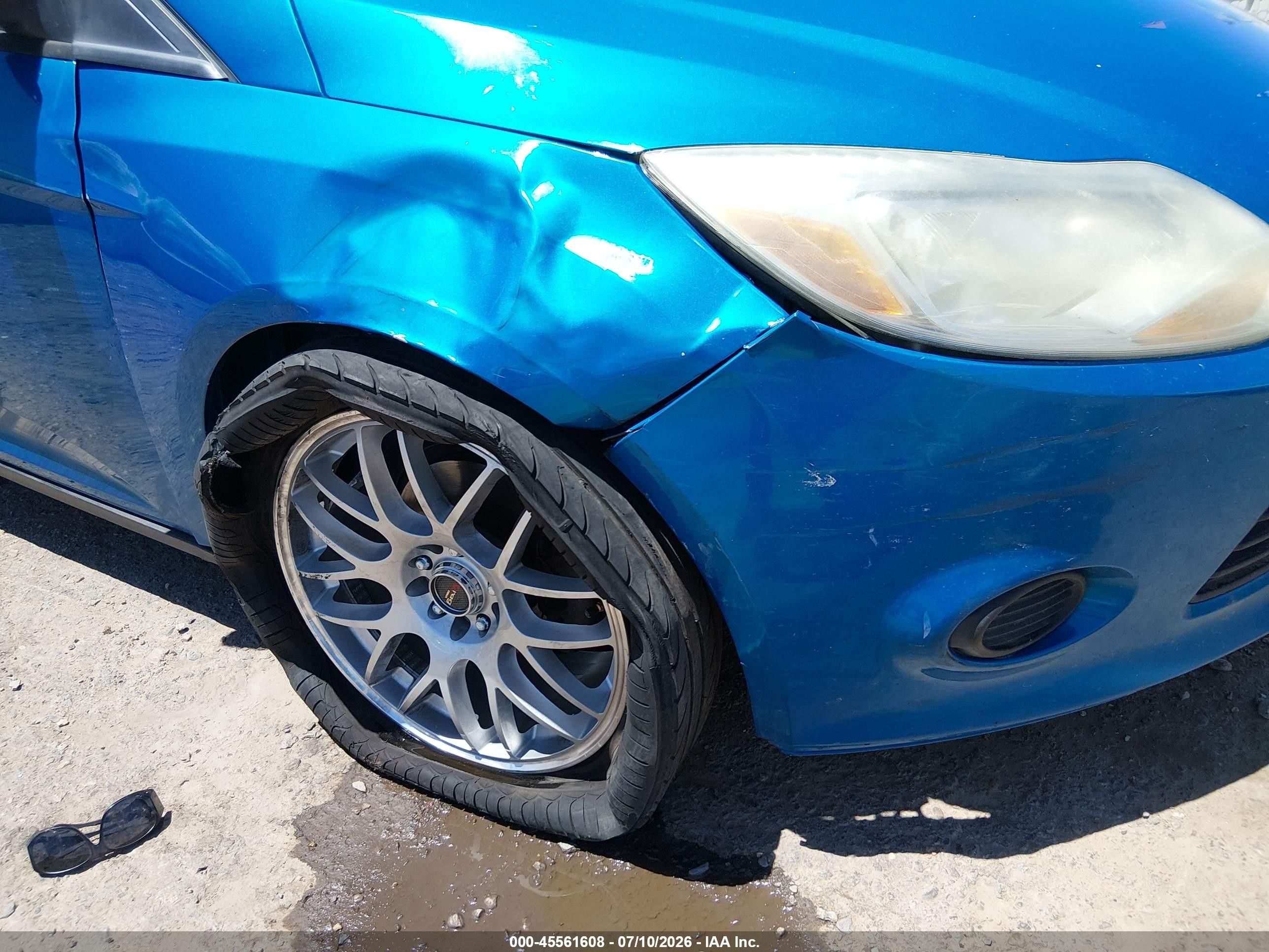 2013 Ford Focus Se Синий vin: 1FADP3K27DL210506