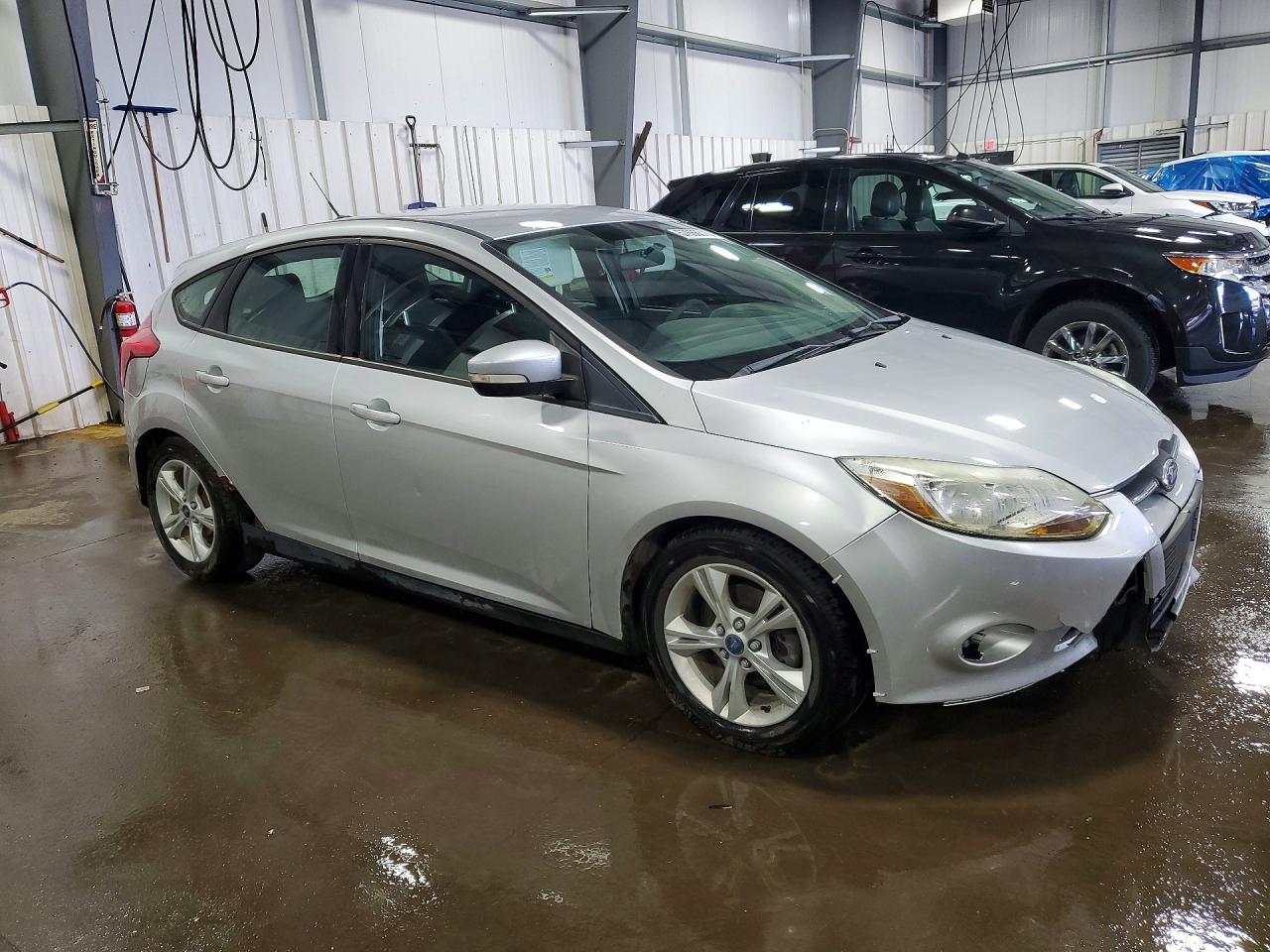 2013 Ford Focus Se Silver vin: 1FADP3K27DL218573
