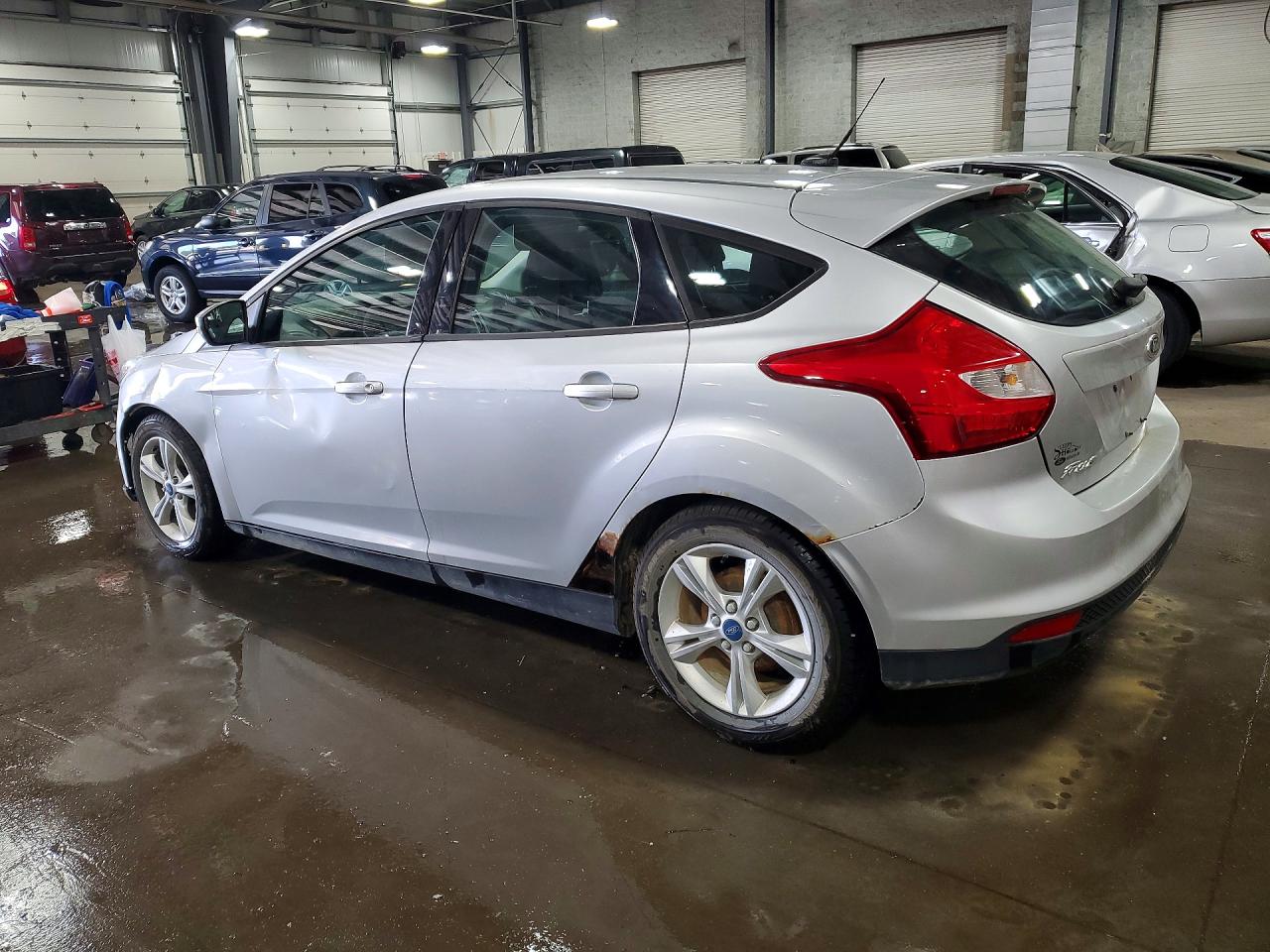 2013 Ford Focus Se Silver vin: 1FADP3K27DL218573