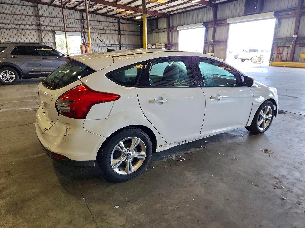 2013 Ford Focus Se White vin: 1FADP3K27DL266297