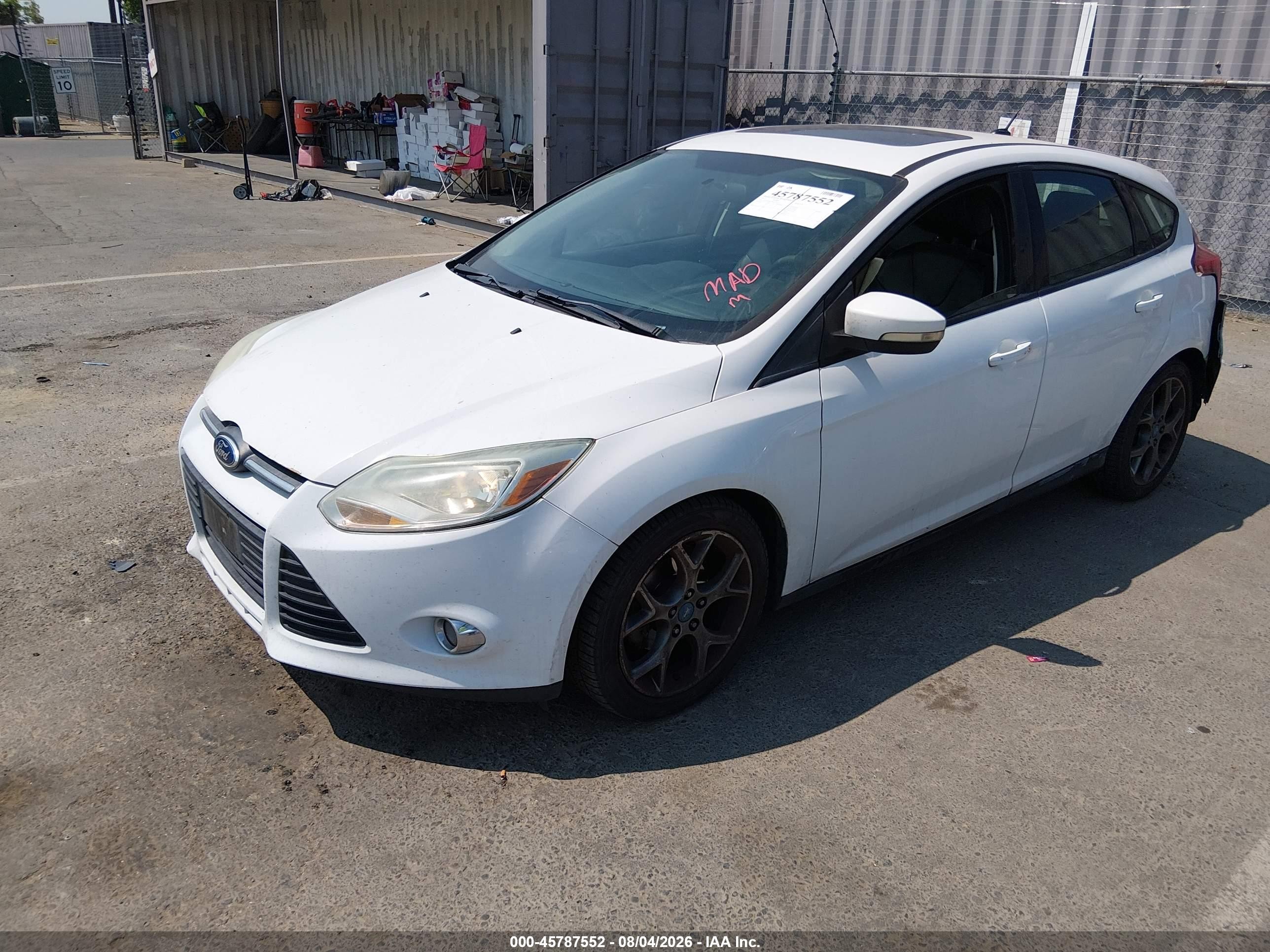 2013 Ford Focus Se Белый vin: 1FADP3K27DL273251