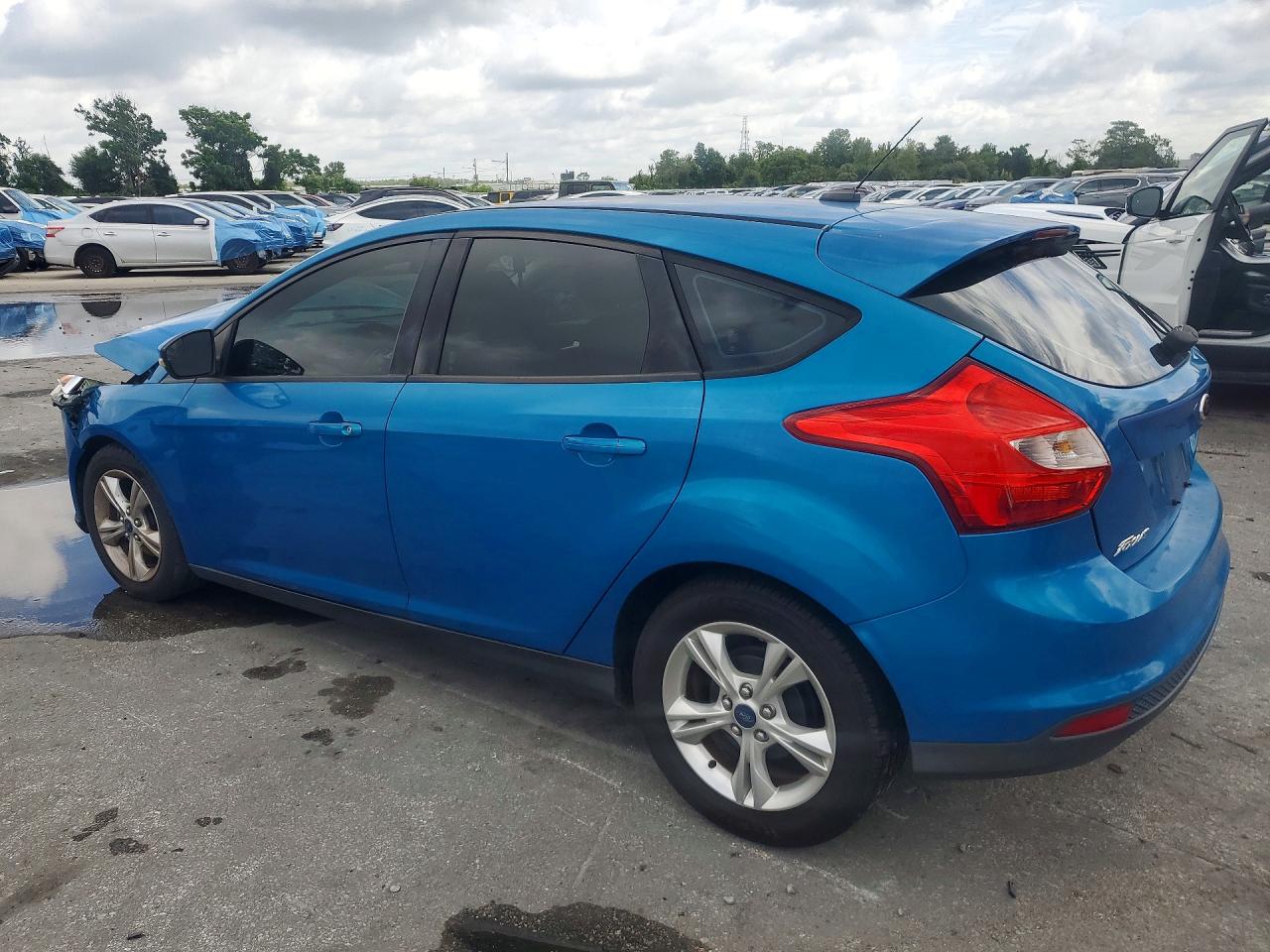 2014 Ford Focus Se Blue vin: 1FADP3K27EL115431