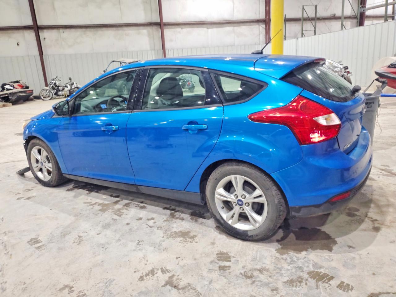 2014 Ford Focus Se Синий vin: 1FADP3K27EL116434