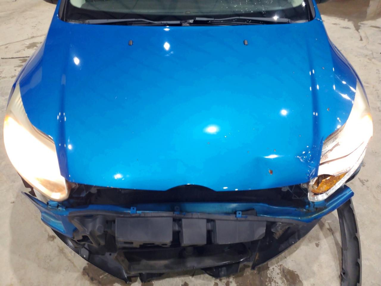 2014 Ford Focus Se Синий vin: 1FADP3K27EL116434