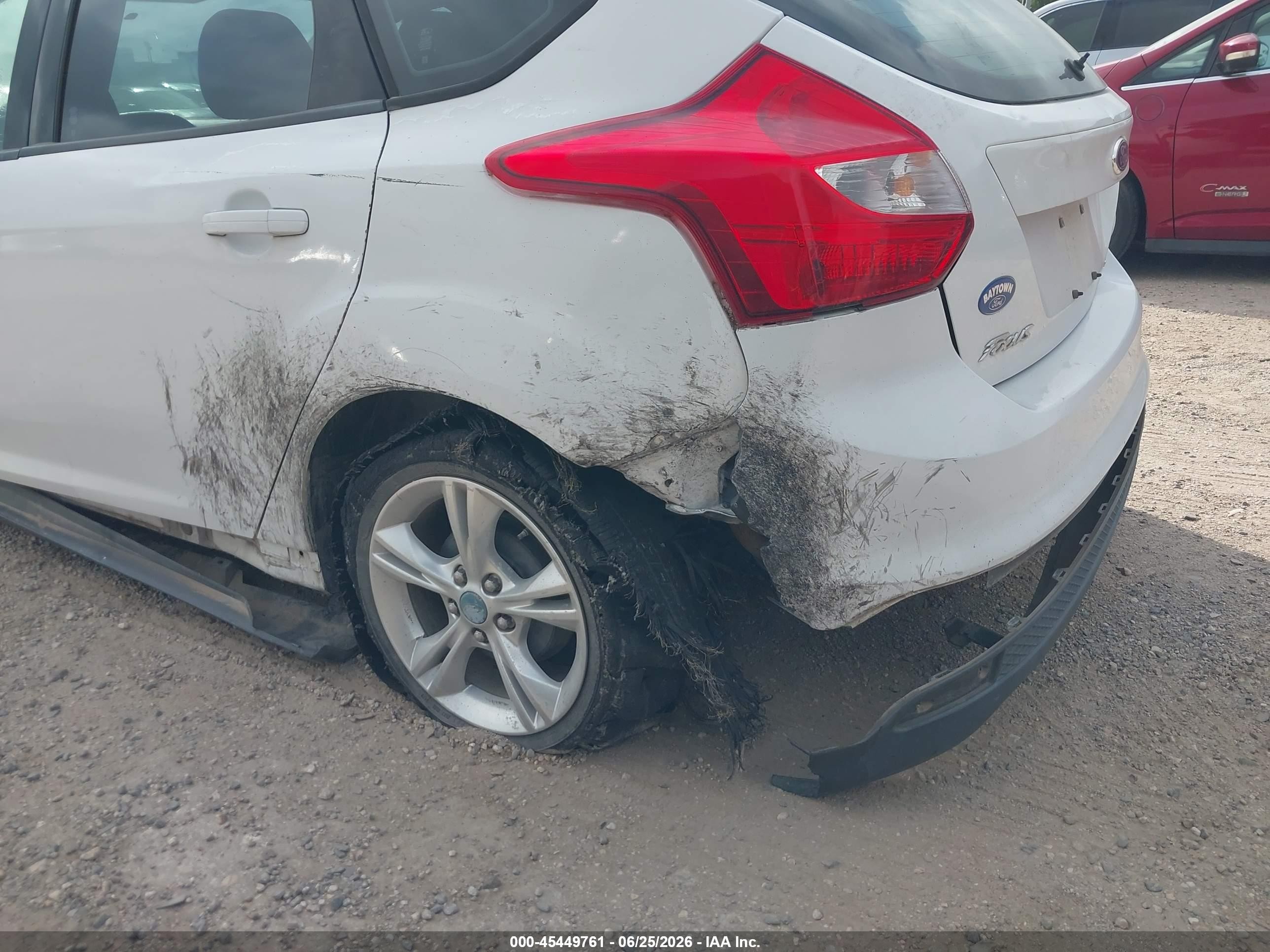 2014 Ford Focus Se White vin: 1FADP3K27EL130169