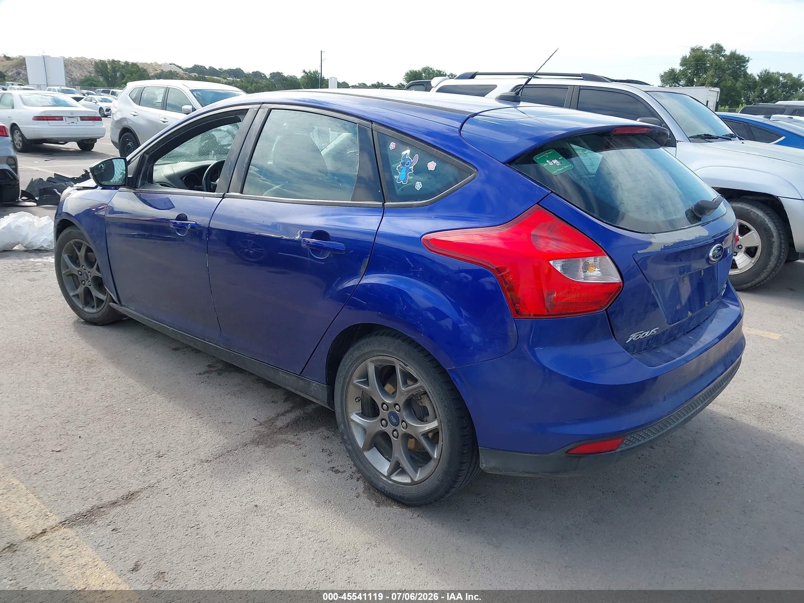 2014 Ford Focus Se Blue vin: 1FADP3K27EL132813