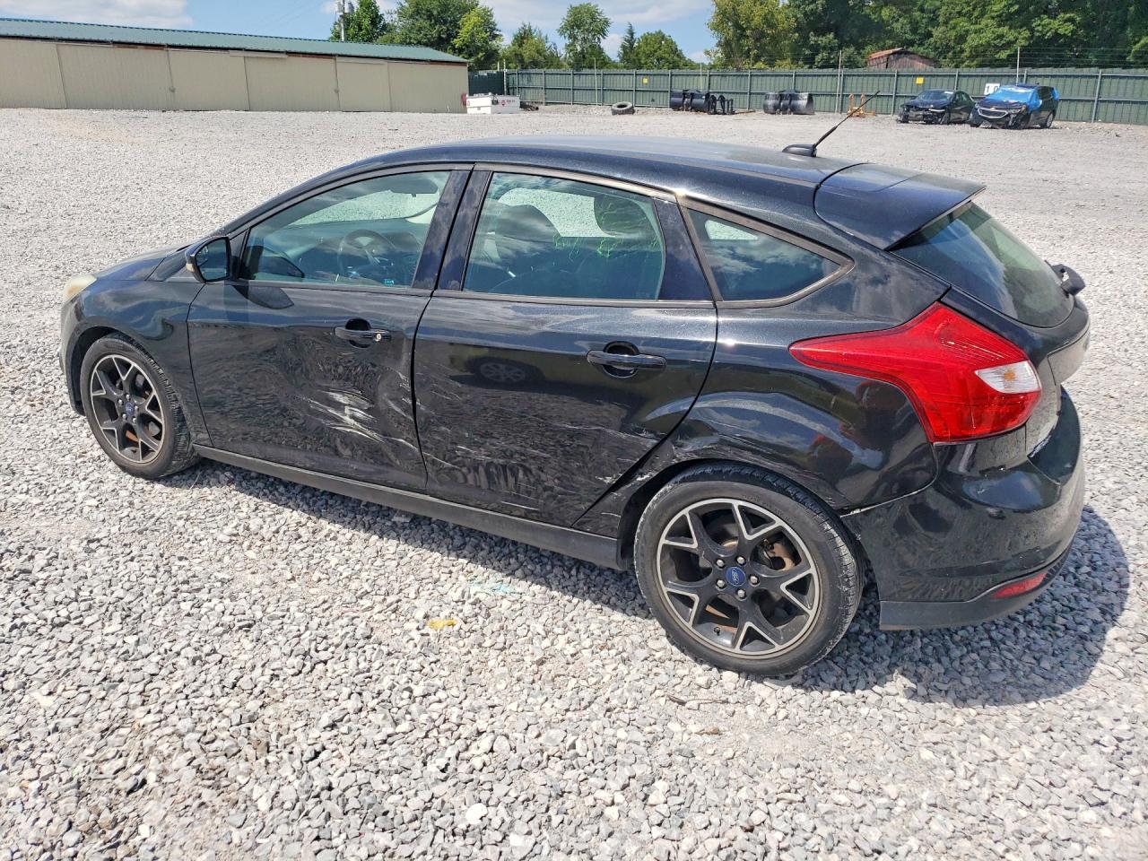 2014 Ford Focus Se Black vin: 1FADP3K27EL160532