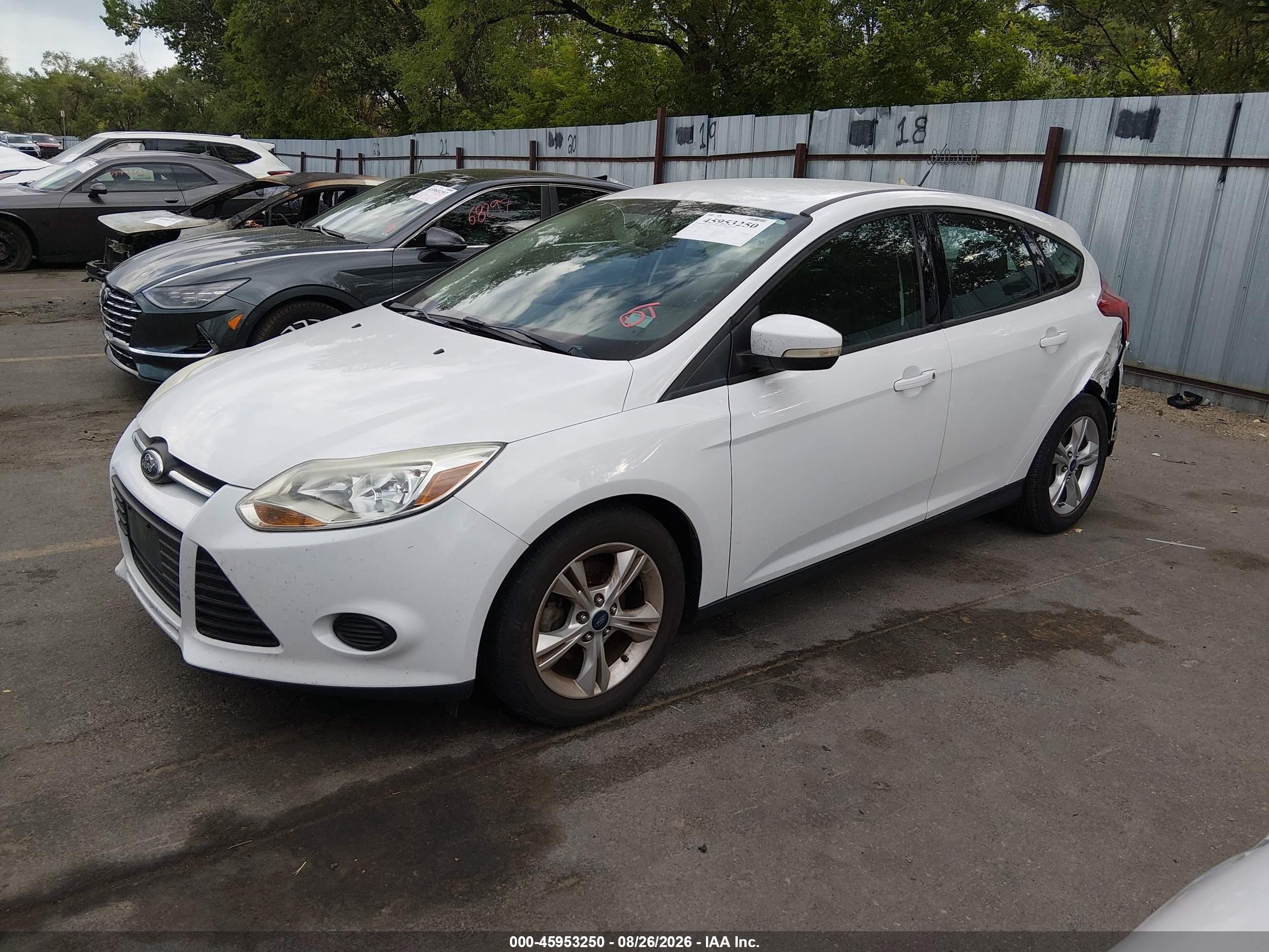 2014 Ford Focus Se Белый vin: 1FADP3K27EL163768