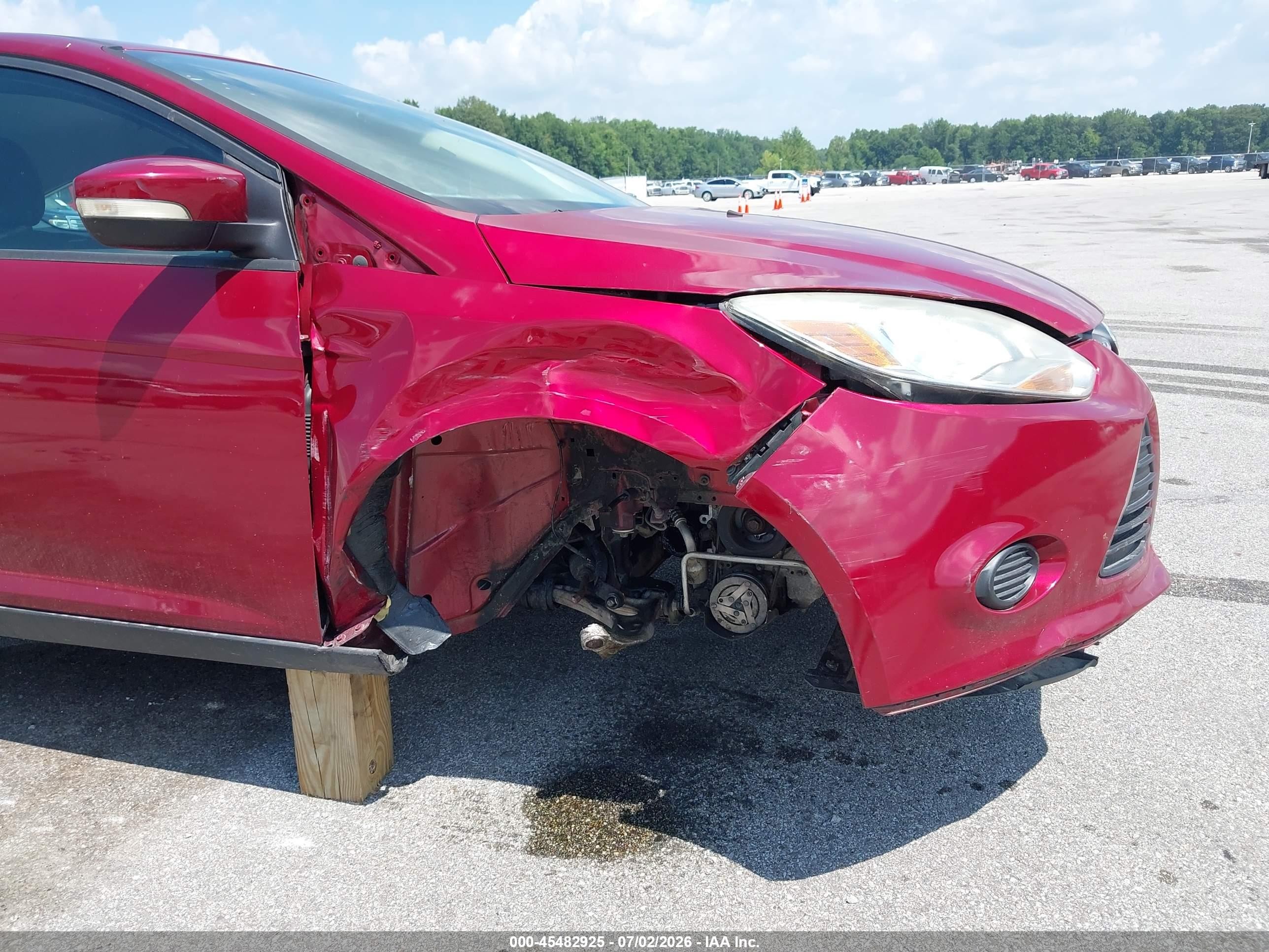 2014 Ford Focus Se Red vin: 1FADP3K27EL182482