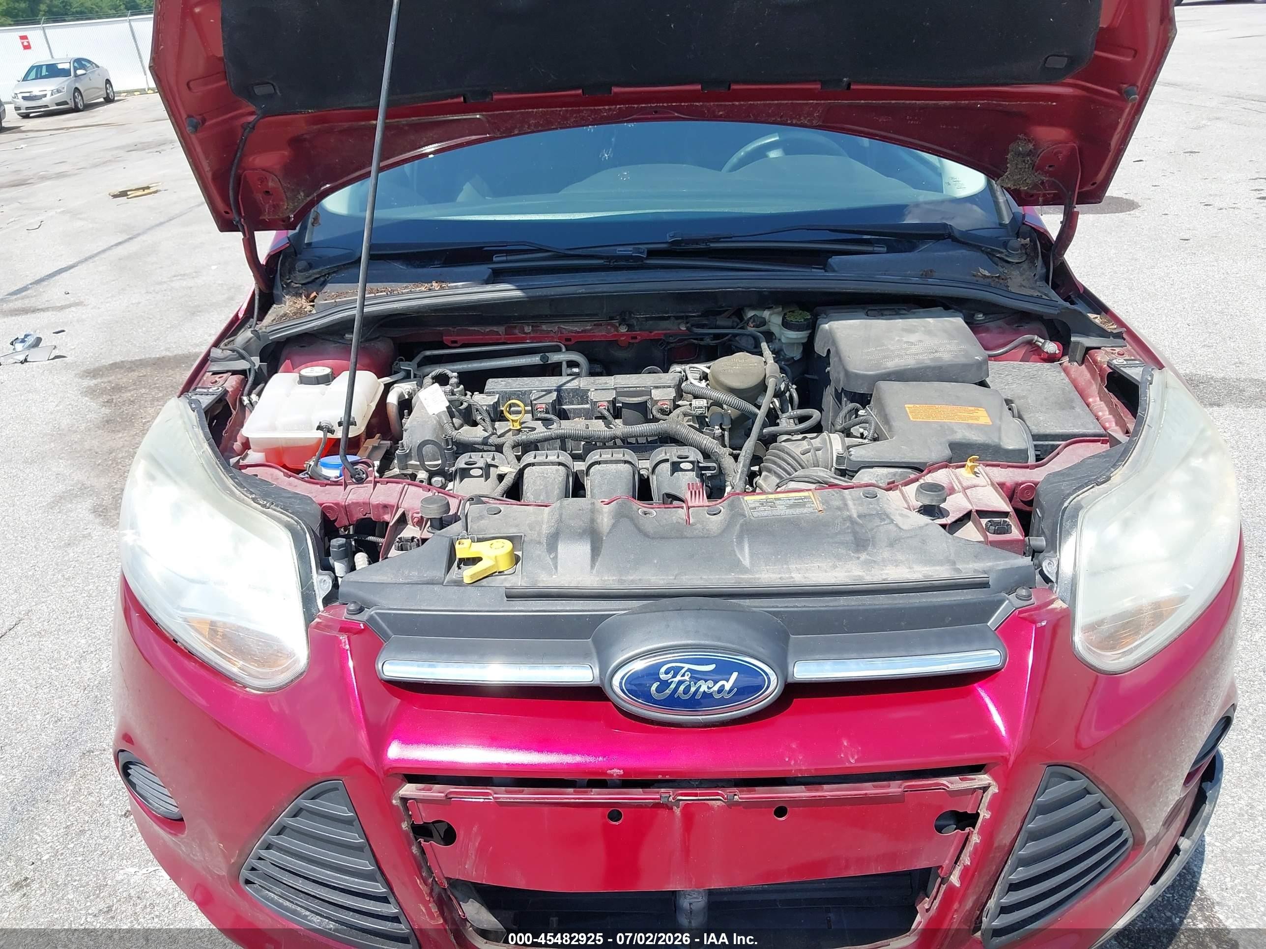 2014 Ford Focus Se Red vin: 1FADP3K27EL182482