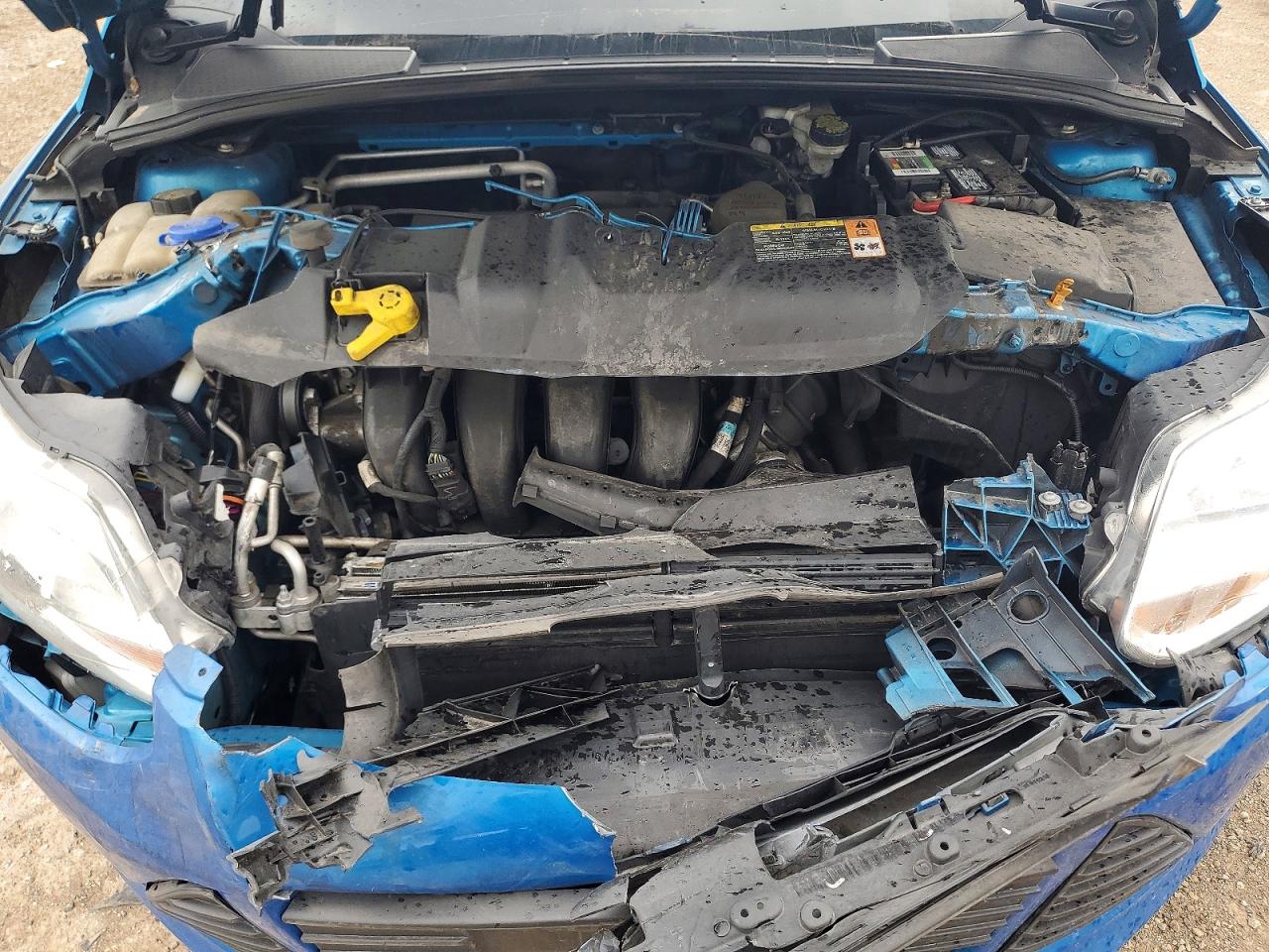 2014 Ford Focus Se Blue vin: 1FADP3K27EL192607