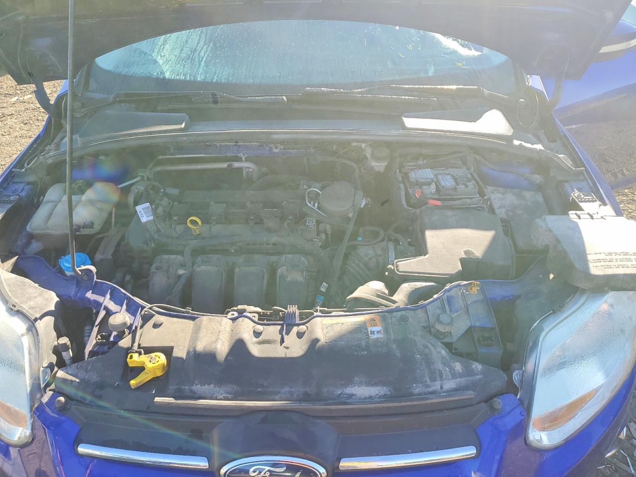 2014 Ford Focus Se Синий vin: 1FADP3K27EL195071