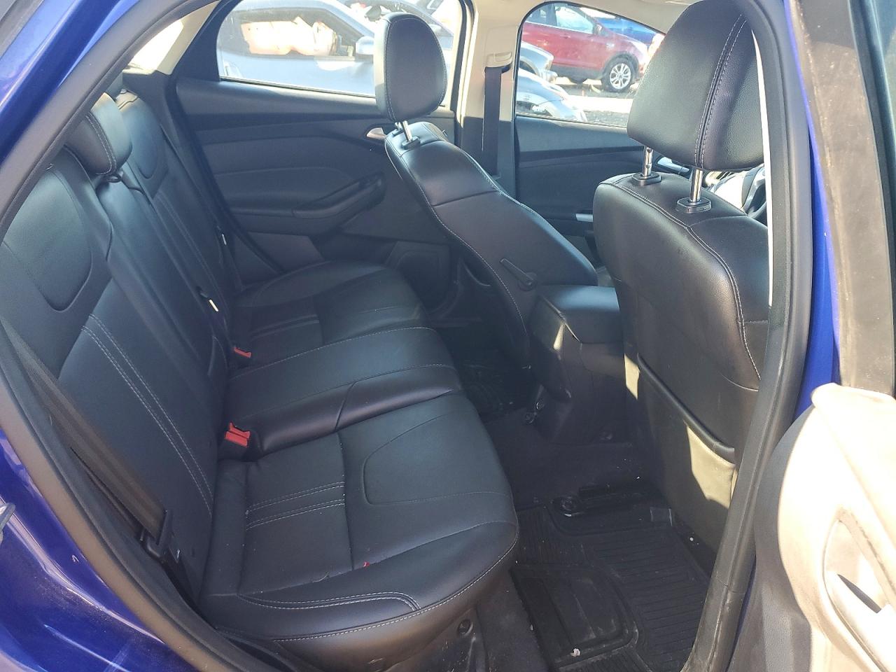 2014 Ford Focus Se Синий vin: 1FADP3K27EL195071