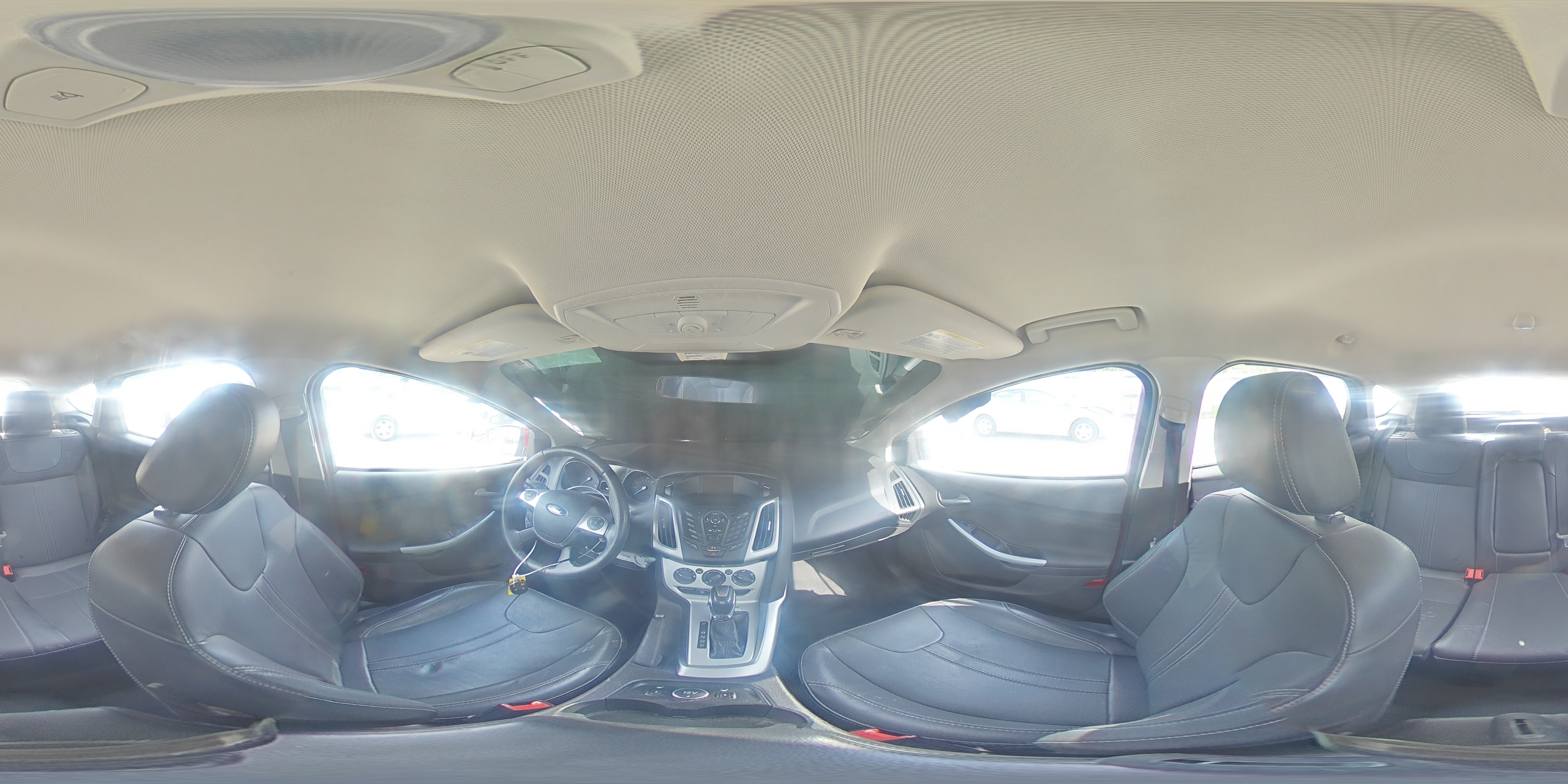2014 Ford Focus Se Красный vin: 1FADP3K27EL204514