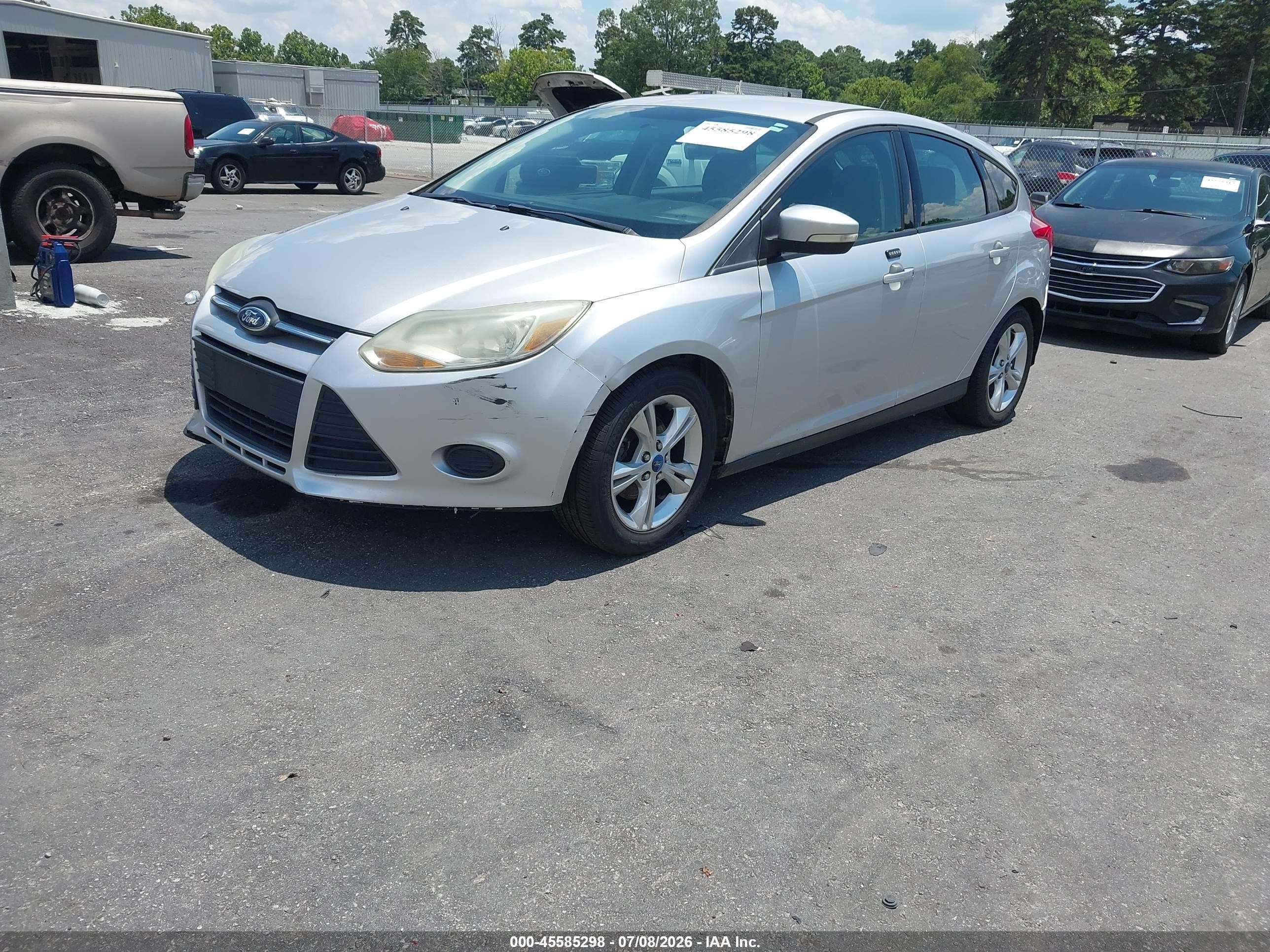 2014 Ford Focus Se Silver vin: 1FADP3K27EL251915