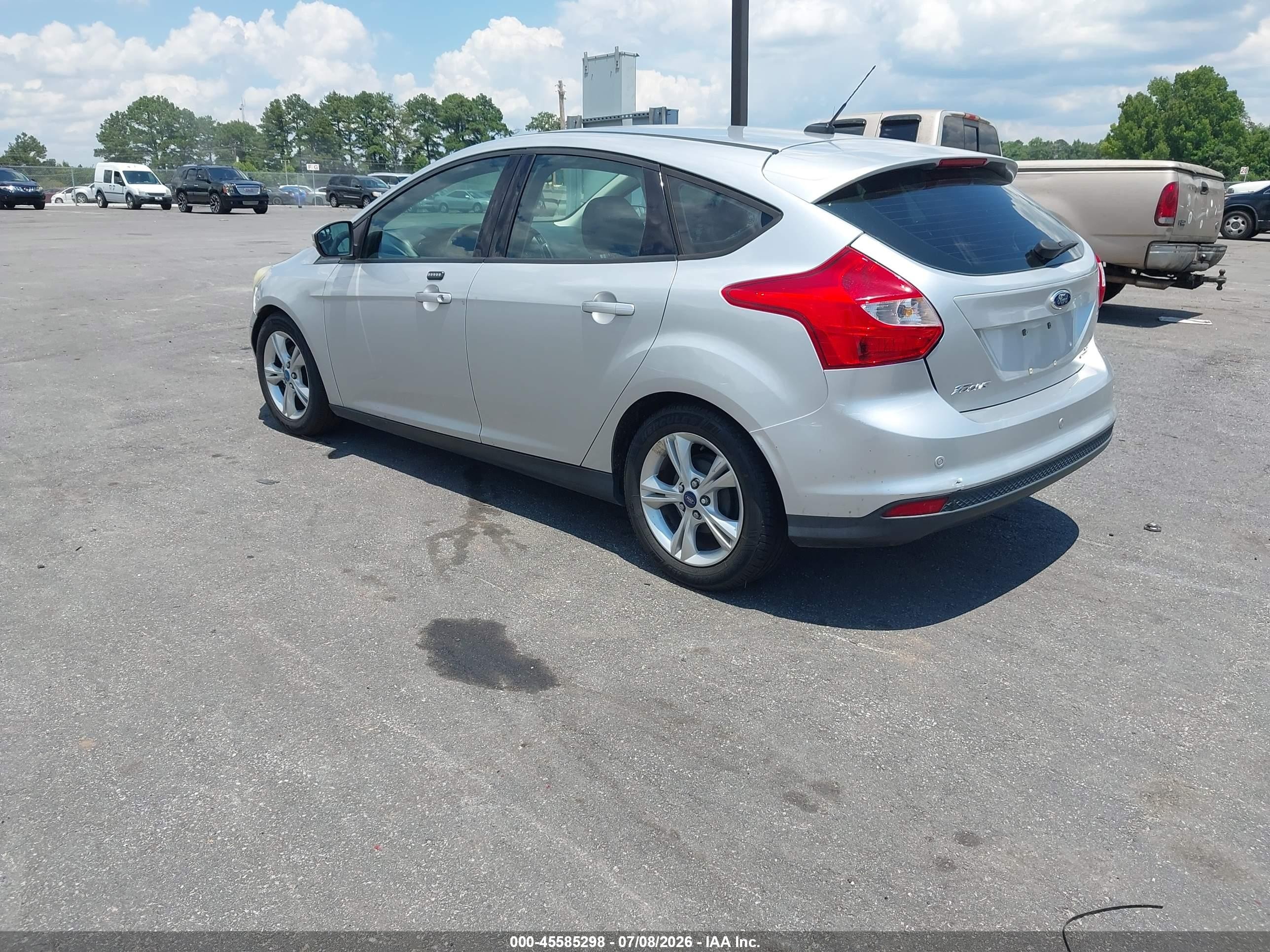 2014 Ford Focus Se Silver vin: 1FADP3K27EL251915