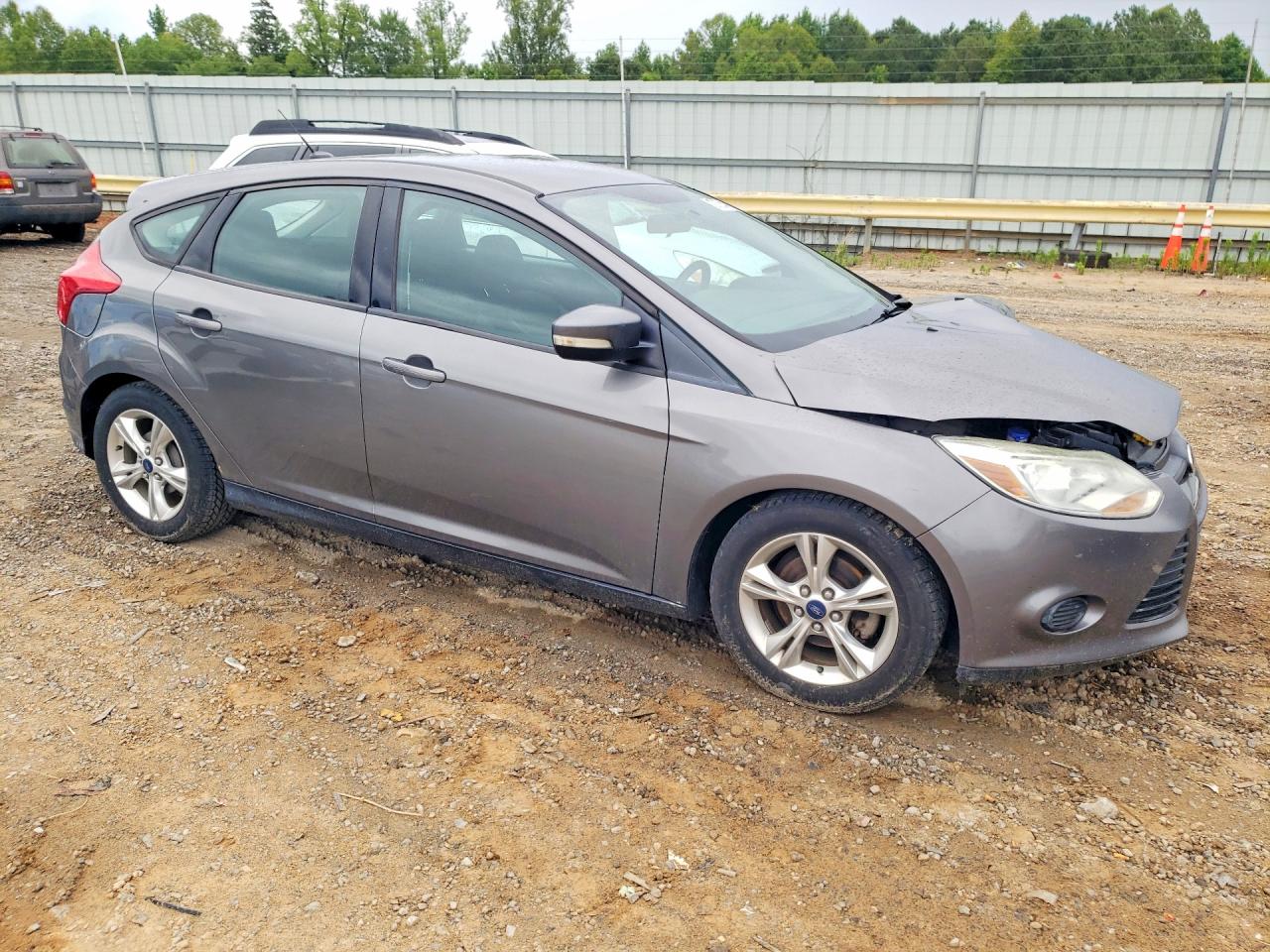2014 Ford Focus Se Gray vin: 1FADP3K27EL322059