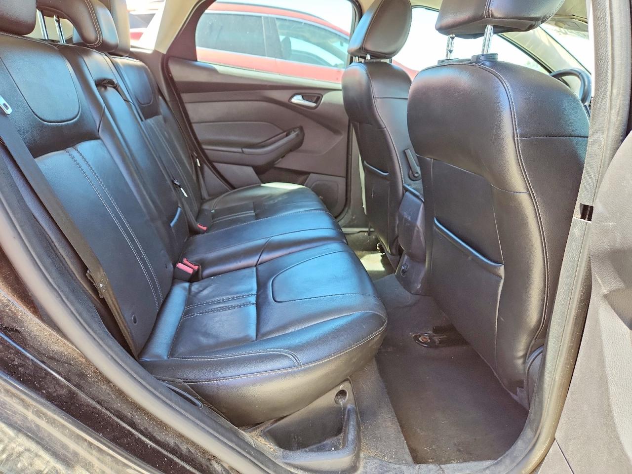 2014 Ford Focus Se Серый vin: 1FADP3K27EL337340