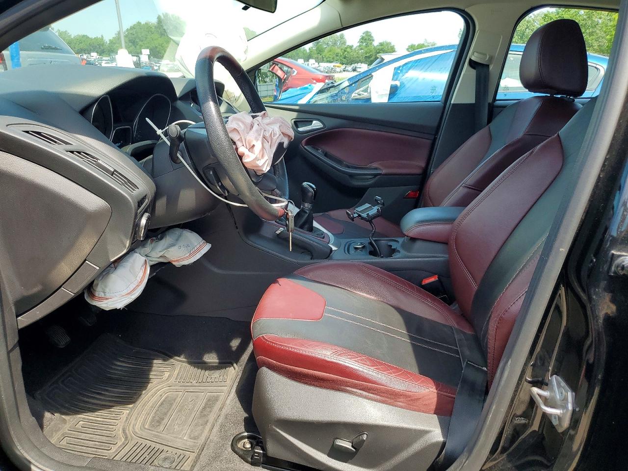 2014 Ford Focus Se Black vin: 1FADP3K27EL338455