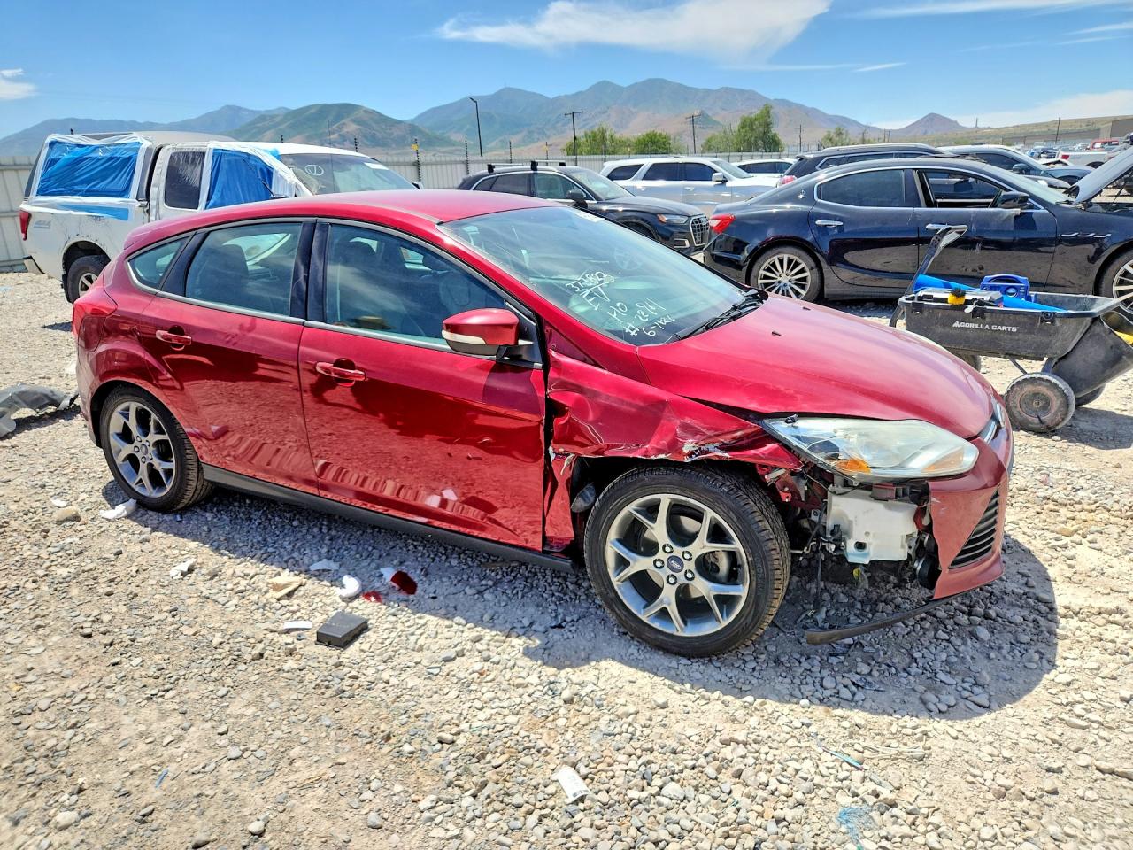 2014 Ford Focus Se Red vin: 1FADP3K27EL373822