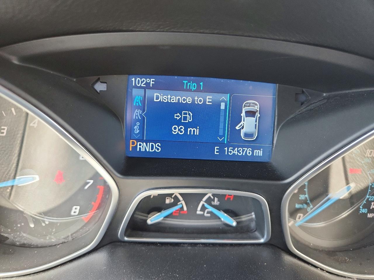 2014 Ford Focus Se Red vin: 1FADP3K27EL373822