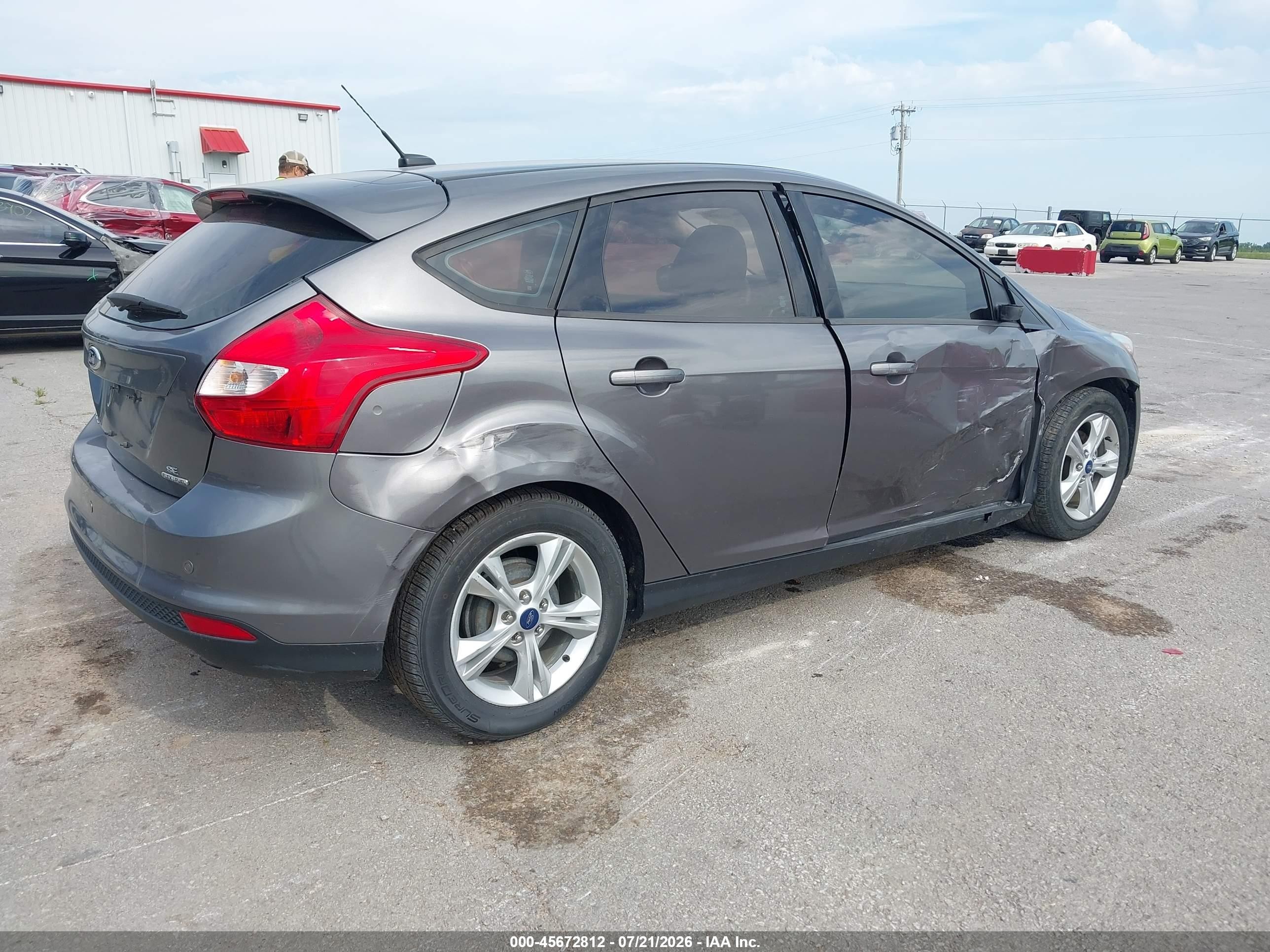 2014 Ford Focus Se Gray vin: 1FADP3K27EL381631