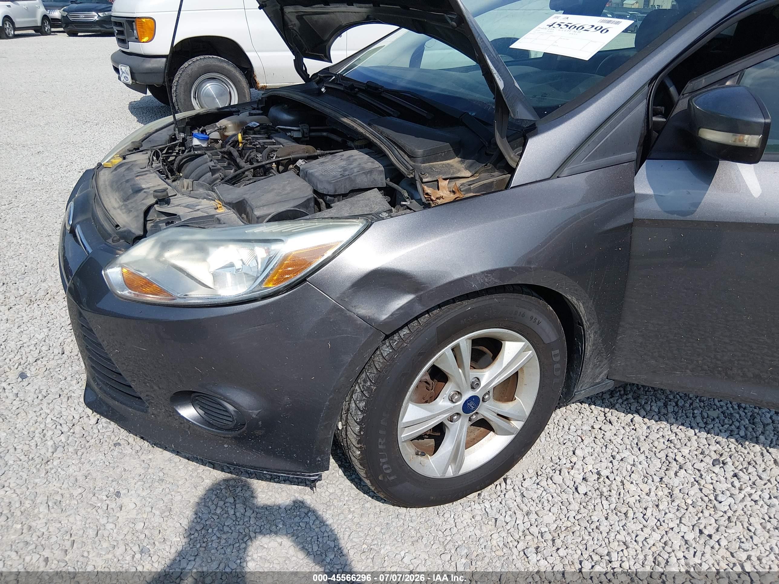 2014 Ford Focus Se Gray vin: 1FADP3K27EL429595
