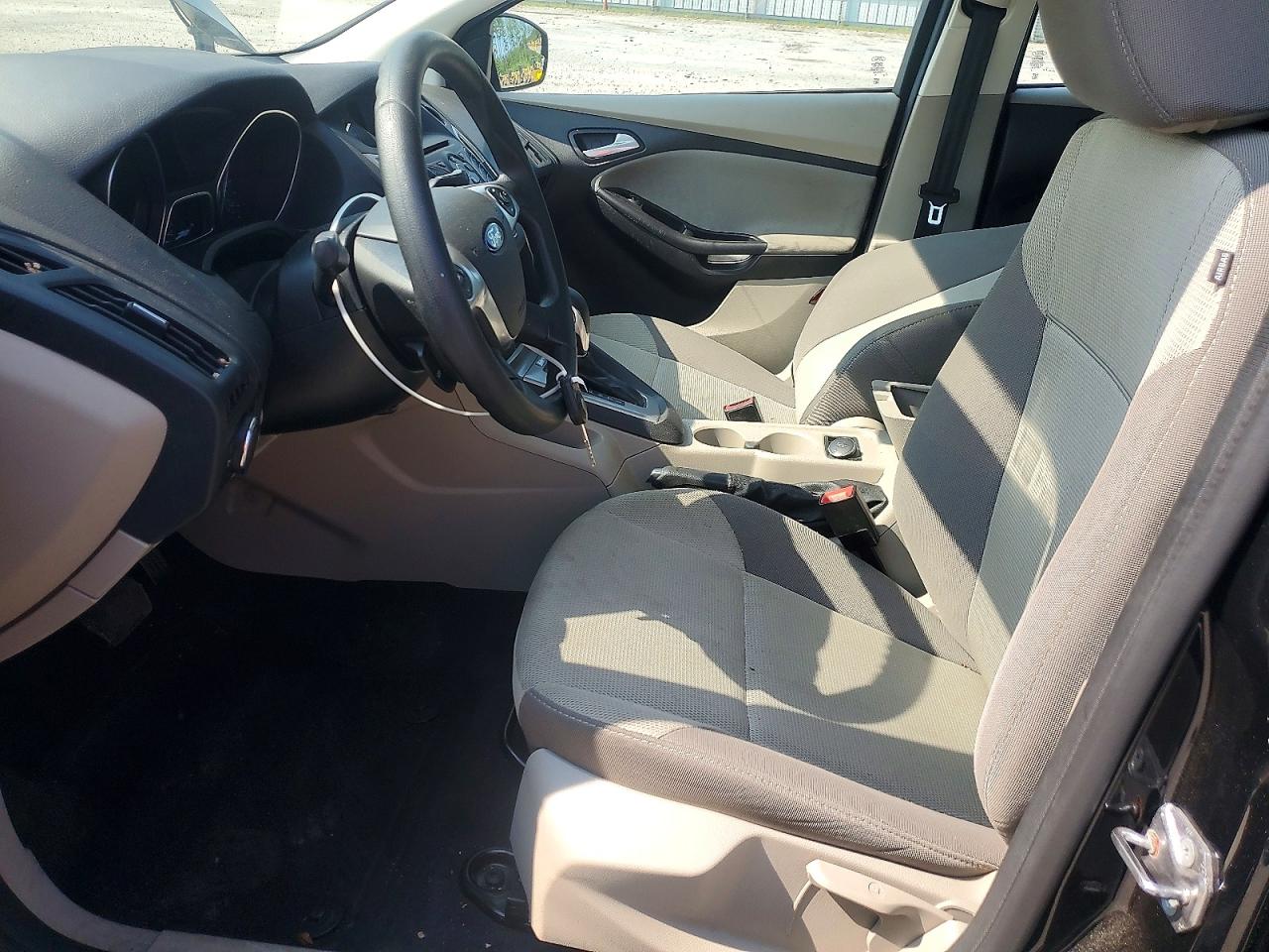 2014 Ford Focus Se Black vin: 1FADP3K27EL435770