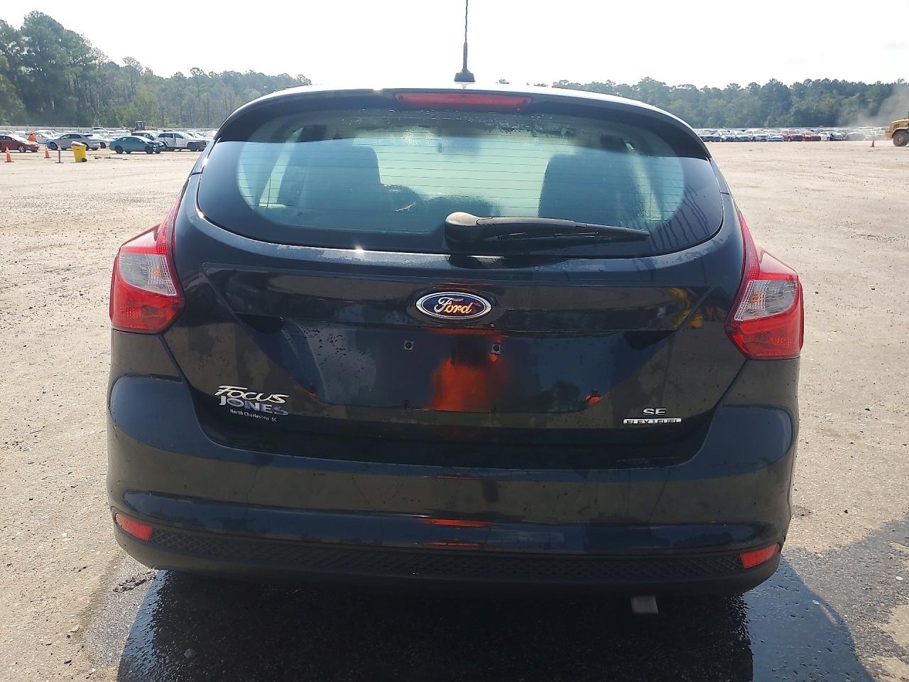 2014 Ford Focus Se Black vin: 1FADP3K27EL435770