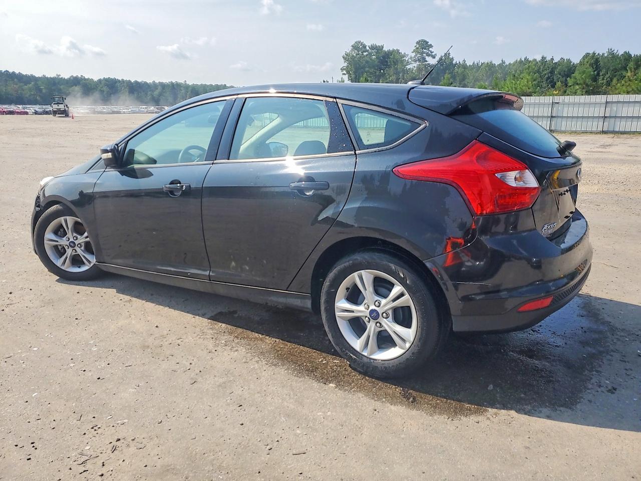 2014 Ford Focus Se Black vin: 1FADP3K27EL435770