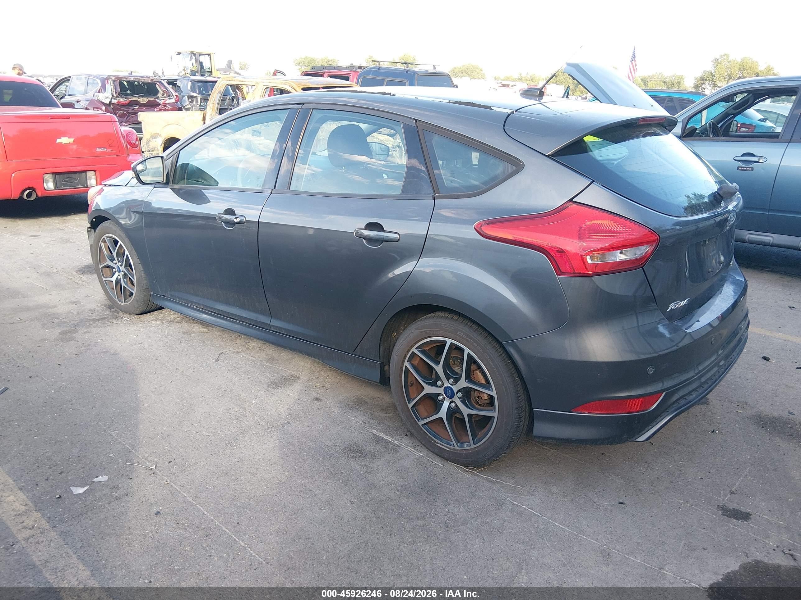 2015 Ford Focus Se Gray vin: 1FADP3K27FL248756
