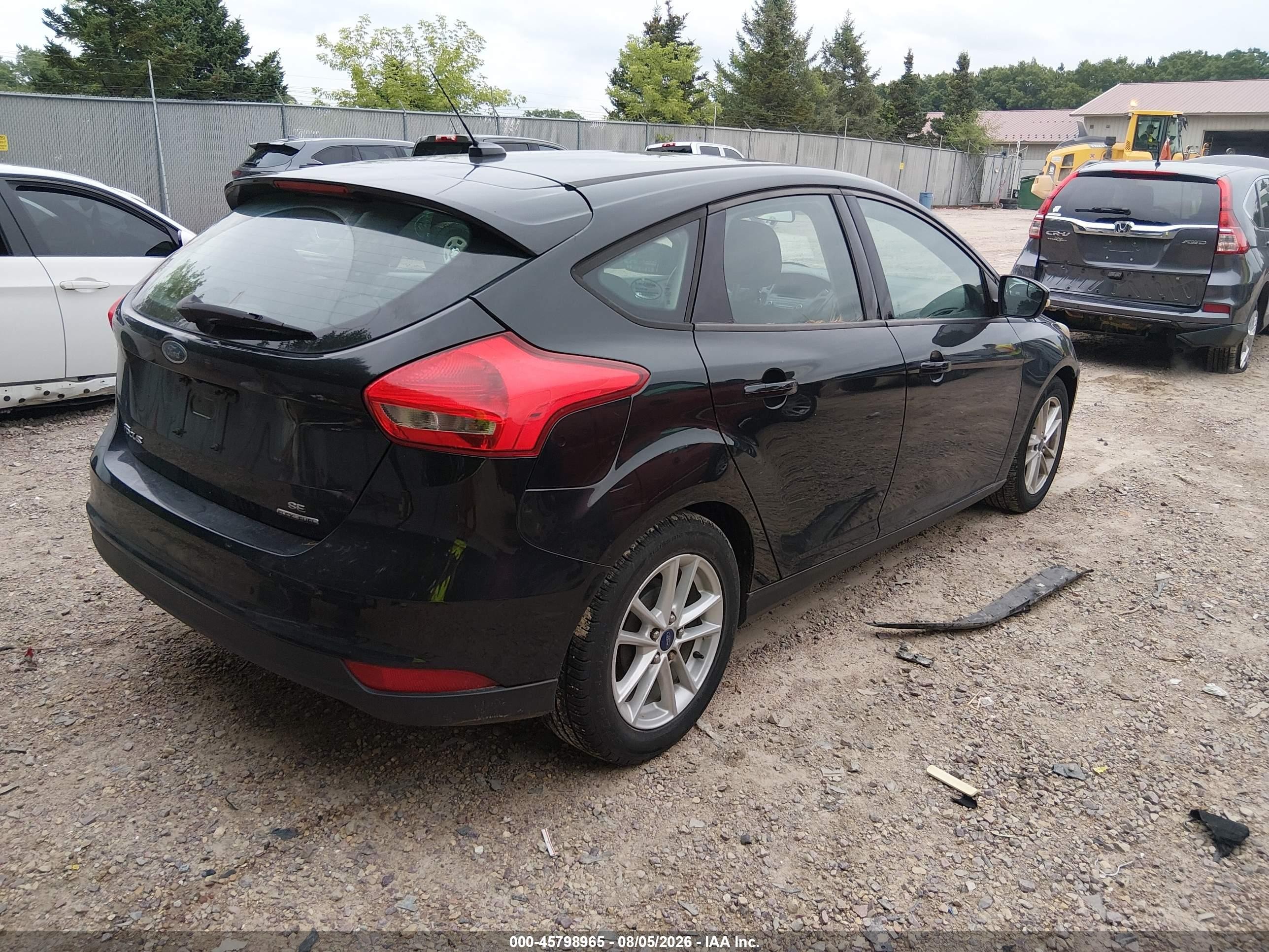 2015 Ford Focus Se Black vin: 1FADP3K27FL263340