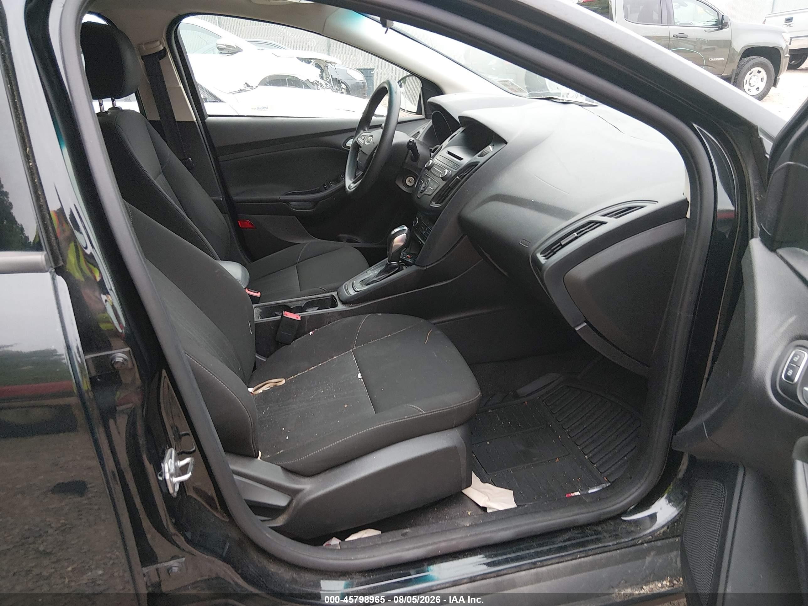 2015 Ford Focus Se Black vin: 1FADP3K27FL263340