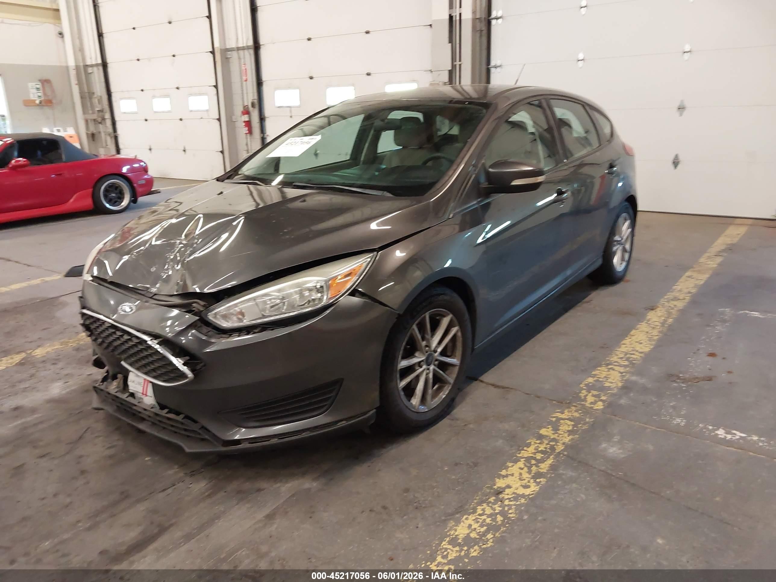 2015 Ford Focus Se Gray vin: 1FADP3K27FL269316